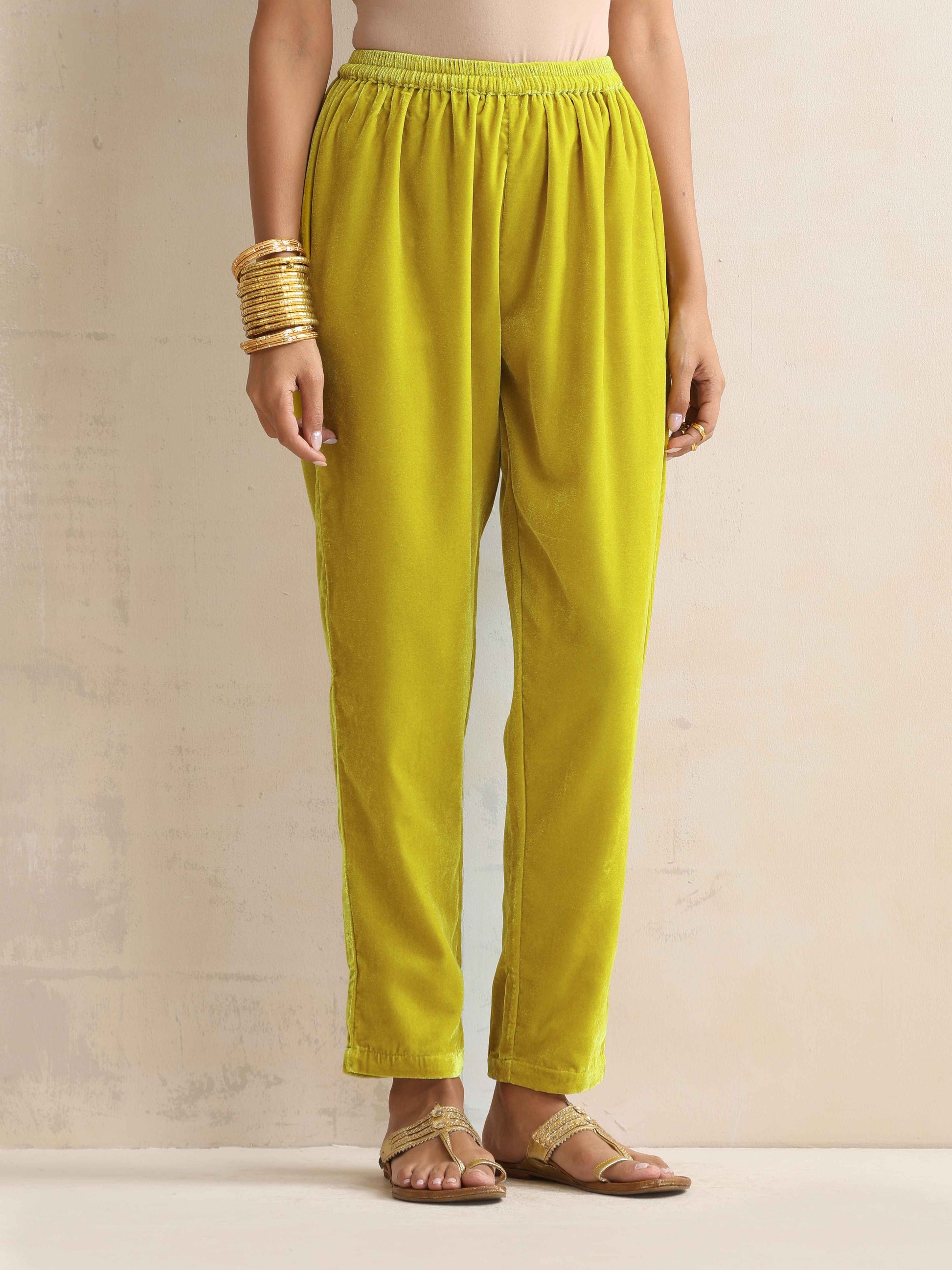 trueBrowns Lime Velvet Kurta Co-ord Set - Distacart
