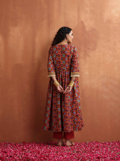 trueBrowns Maroon Flared Anarkali Kurta Set - Distacart