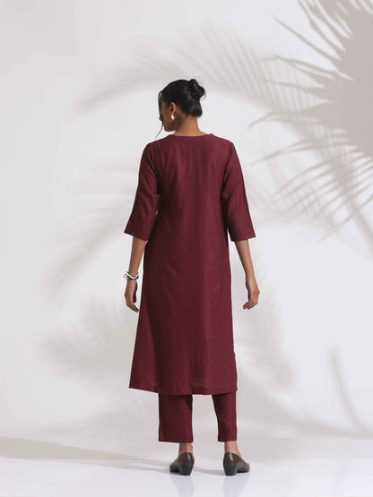 trueBrowns Maroon Dobby Kurta Set - Distacart