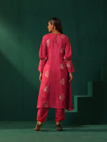 Thumbnail for trueBrowns Pink Floral Viscose Silk Round Neck Puff Sleeve Kurta Pant Set - Distacart