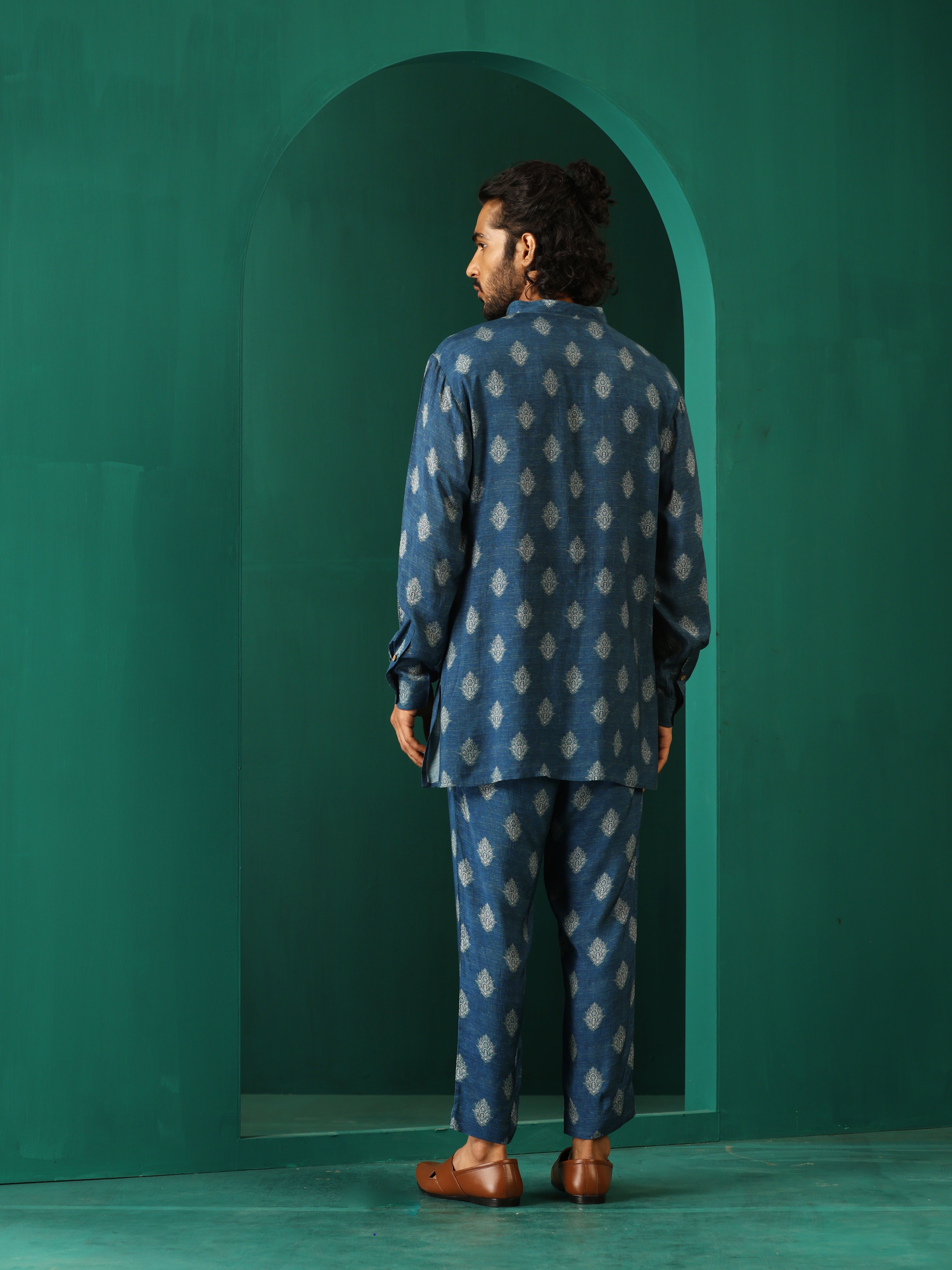 trueBrowns Men's Blue Floral Muslin Silk Printed Co-ord Set - Distacart