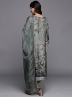 Thumbnail for Varanga Women Green Floral Printed Straight Kurta Paired With Tonal Bottom And Tonal Organza Embroidered Dupatta - Distacart