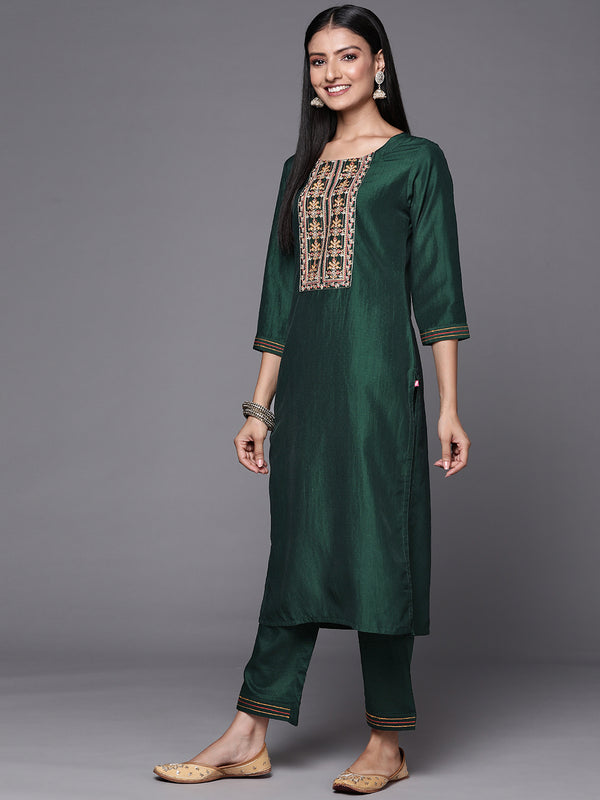 Varanga Thread Embroidered Kurta Paired With Straight Pant And Digital Printed Dupatta - Distacart
