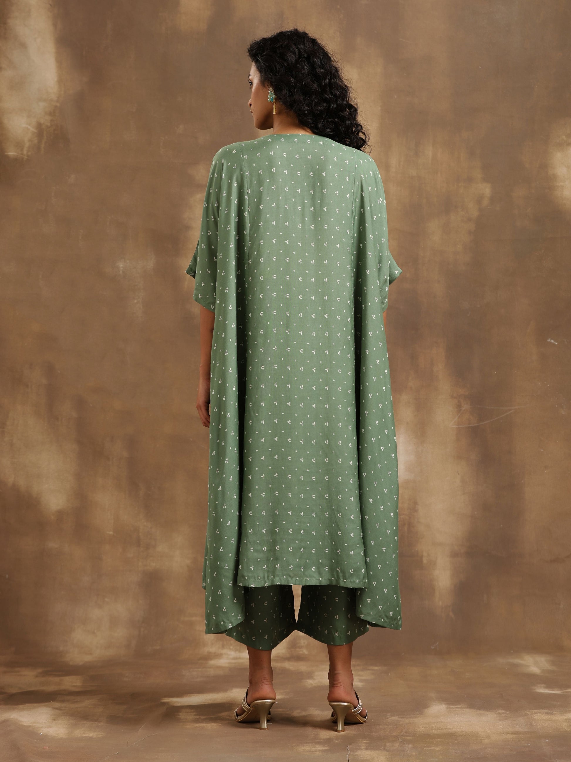 trueBrowns Light Green Bandhani Printed Silk Oversized Kurta Pant Set - Distacart