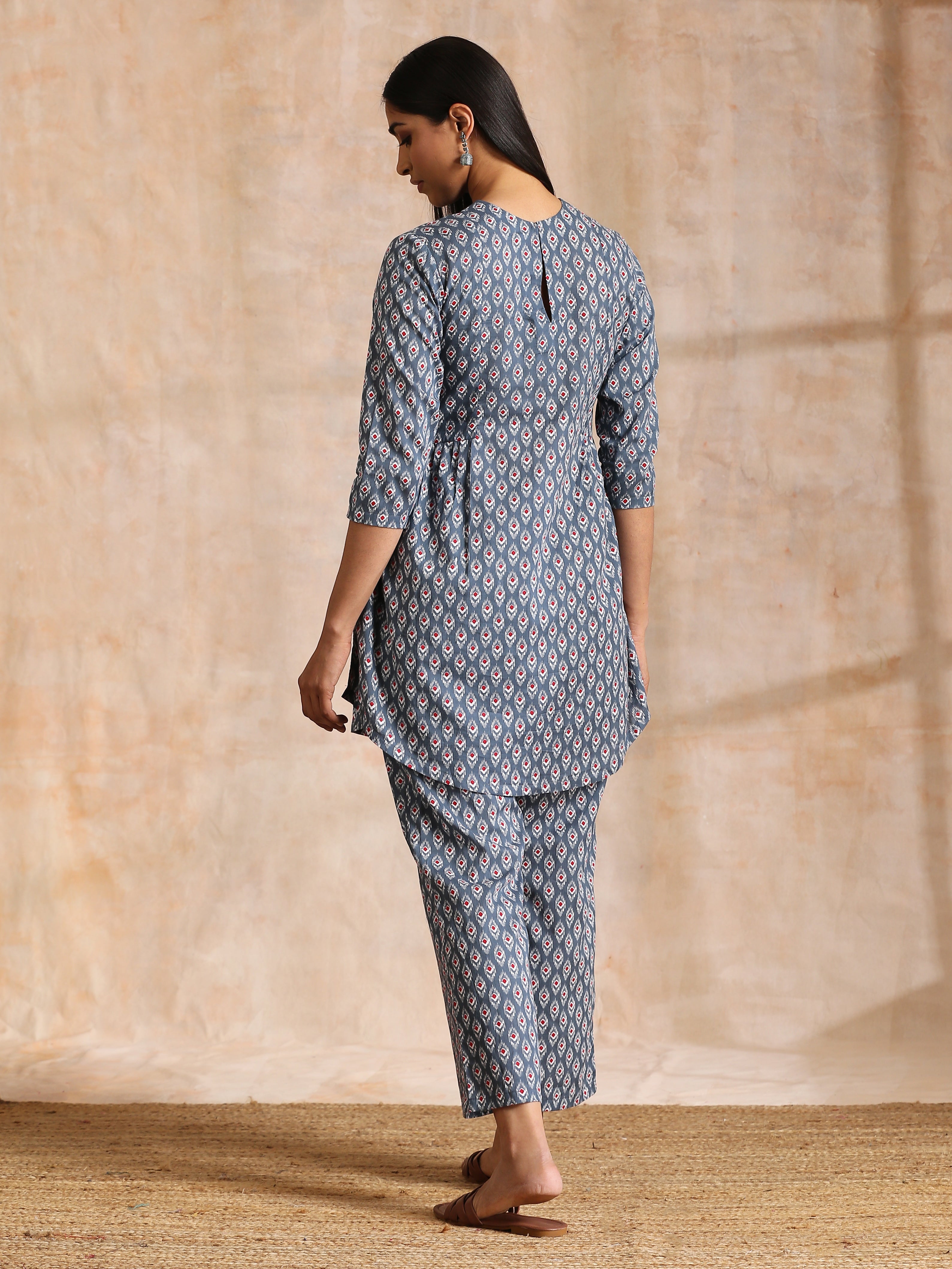 trueBrowns Steel Grey Ikat Print Cotton Gathers Co-Ord Set - Distacart
