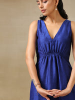 Thumbnail for trueBrowns Blue and Grey Textured Silk Sleeveless Round Hemline Kurta Pant Set | Relove
