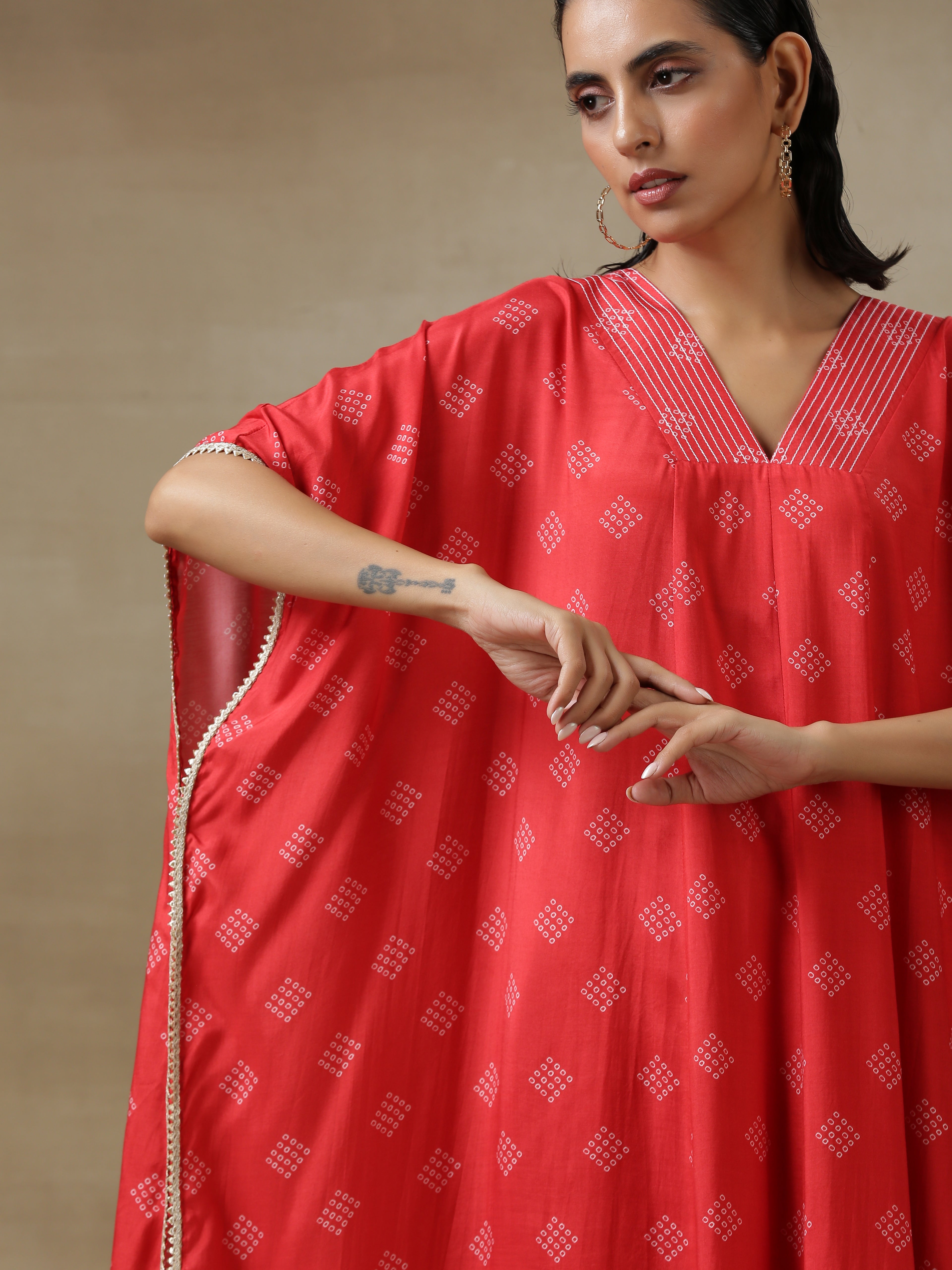 trueBrowns Red Bandhani Printed Silk Panel Kaftan Kurta Pant Set - Distacart