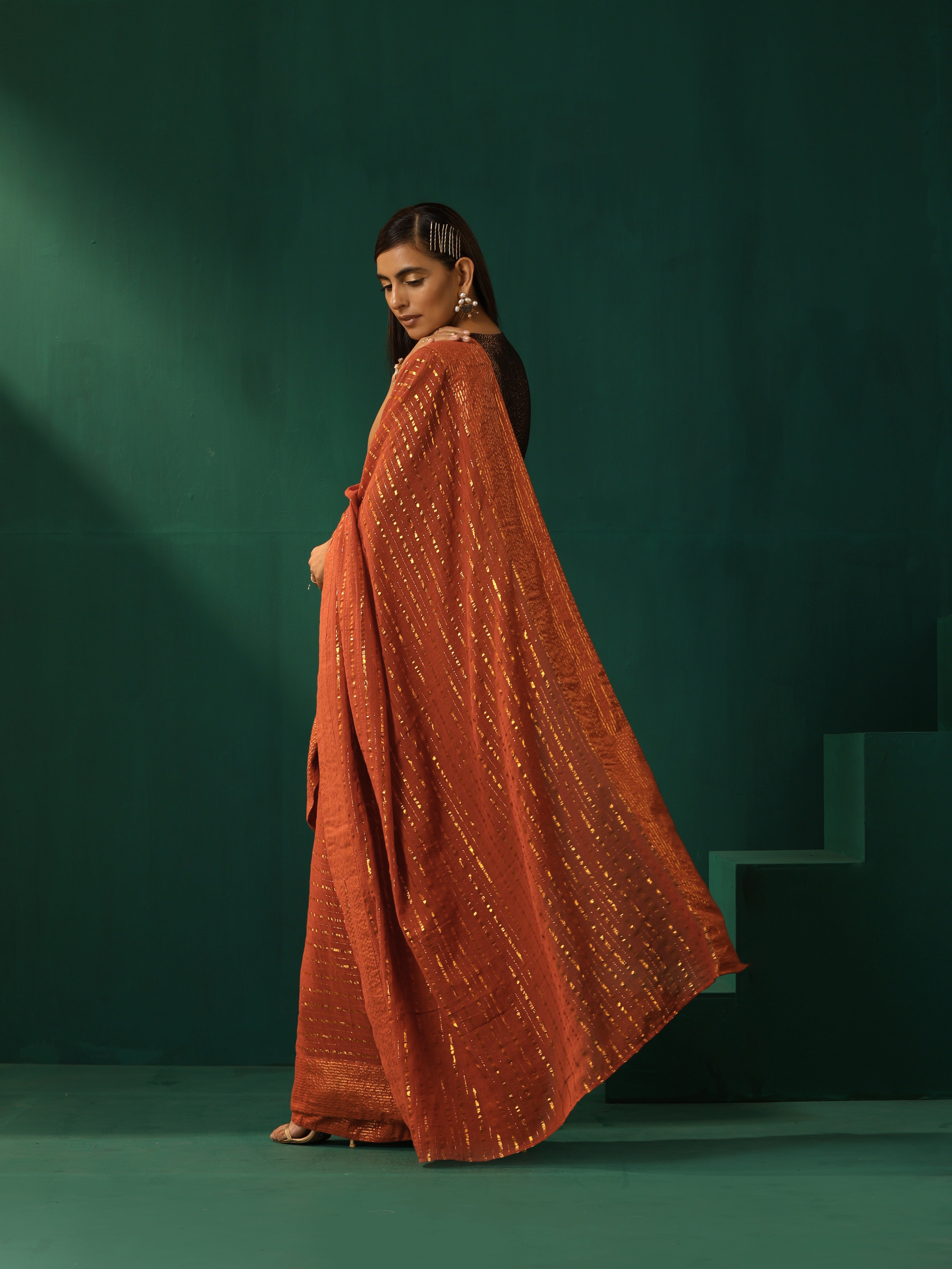 trueBrowns Rust Cotton Gold Lurex Striped Ready to Wear Saree - Distacart