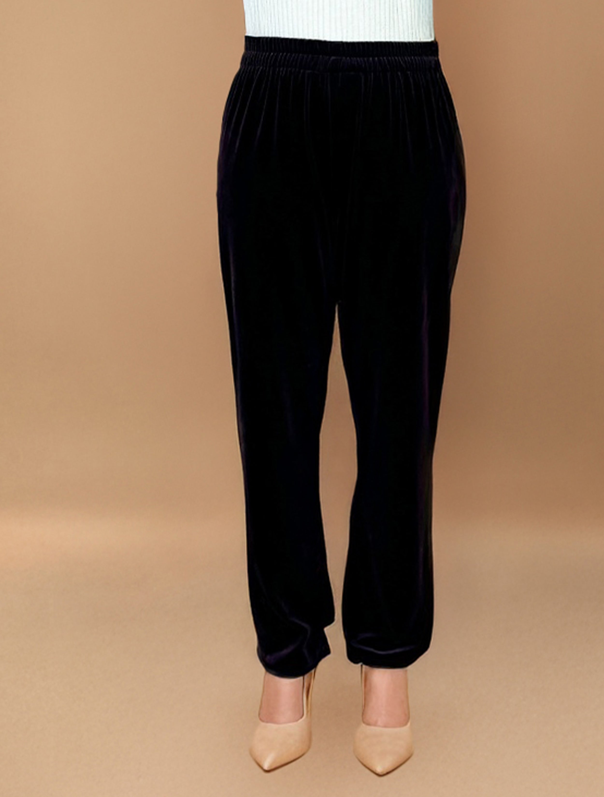 trueBrowns Purple Velvet Embroidered Co-ord Set