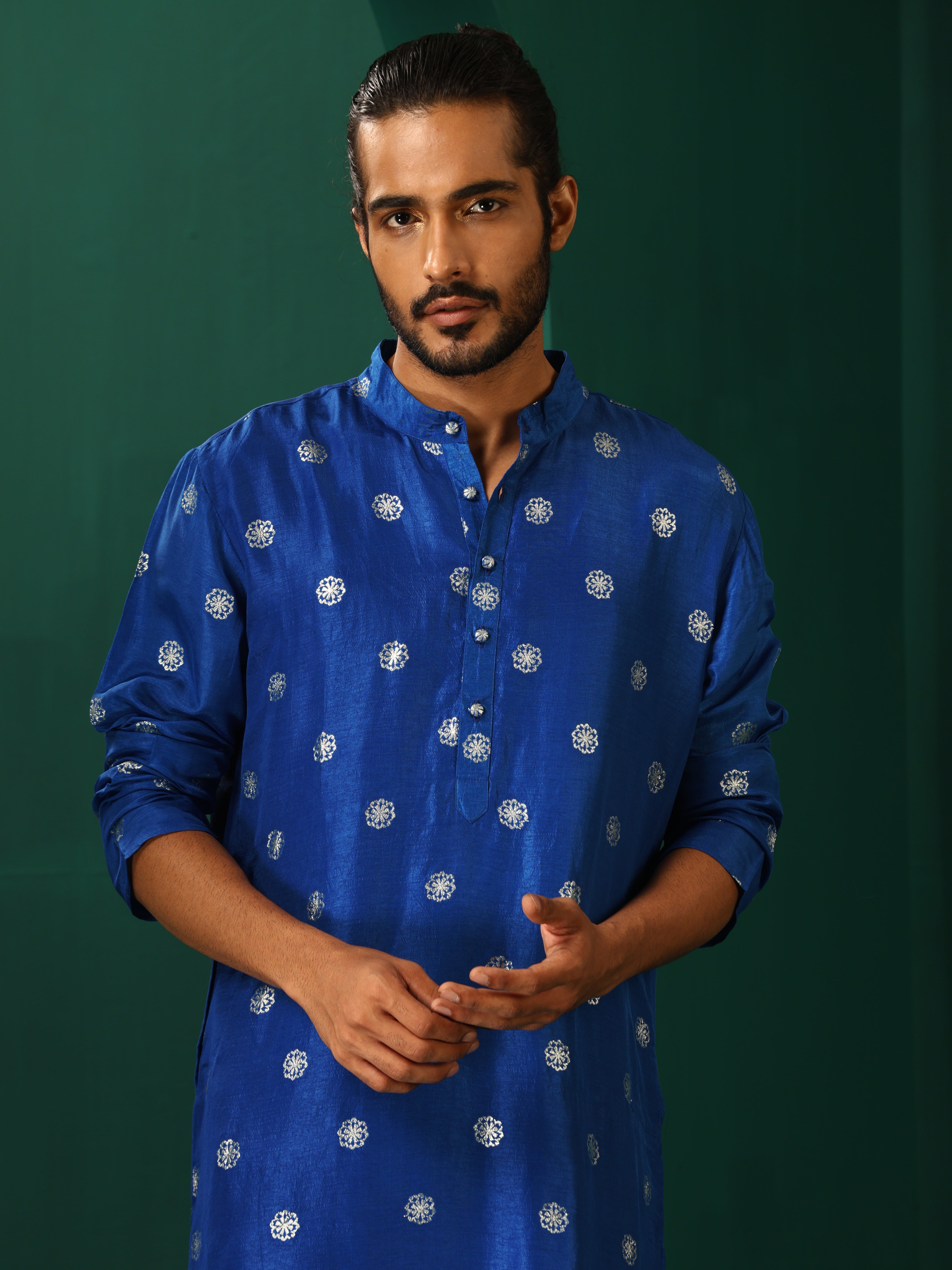 trueBrowns Men's Royal Blue Geometric Floral Viscose Silk Long Kurta - Distacart