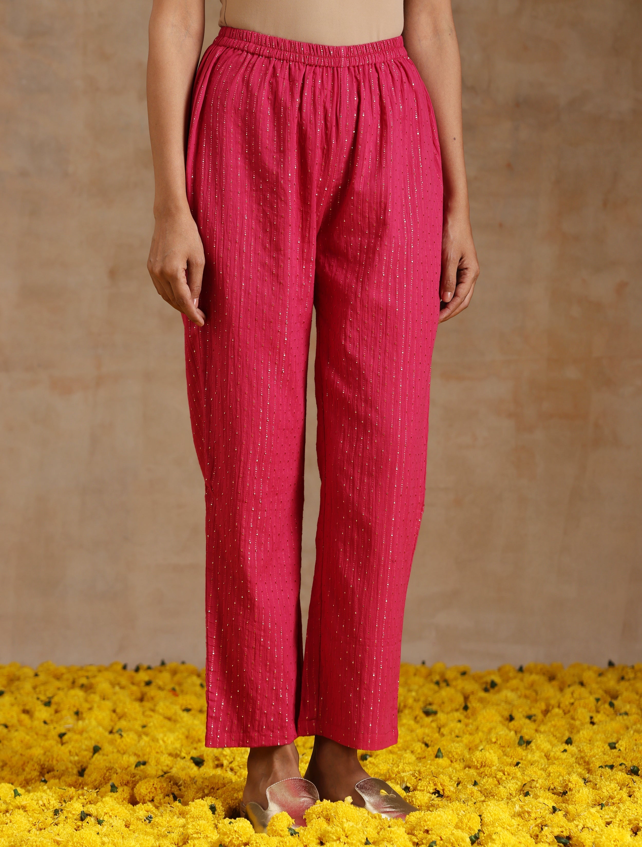 trueBrowns Pink Gold Cotton Yoke Kurta Set - Distacart