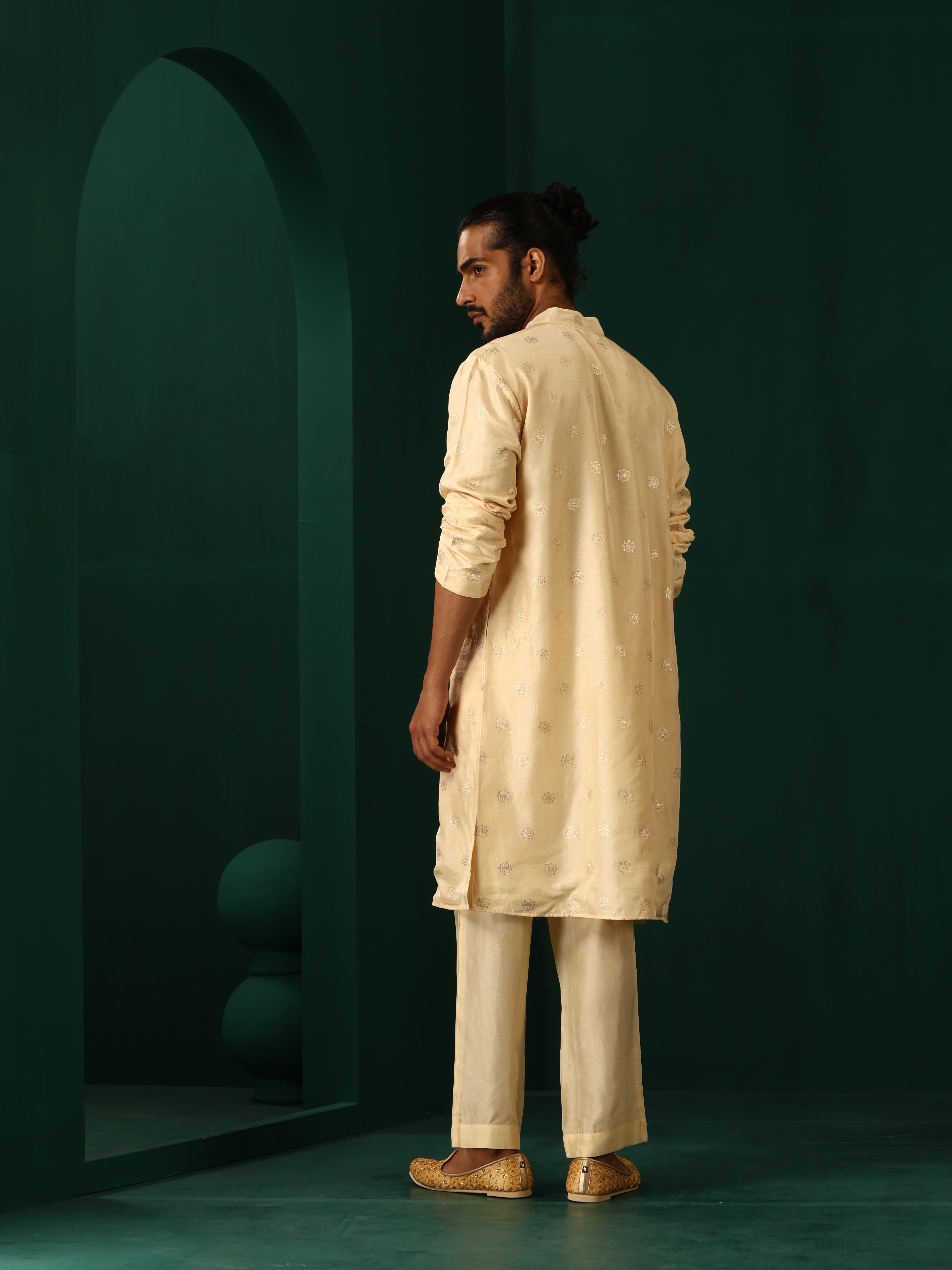 trueBrowns Men's Ivory Geometric Floral Viscose Silk Long Kurta - Distacart