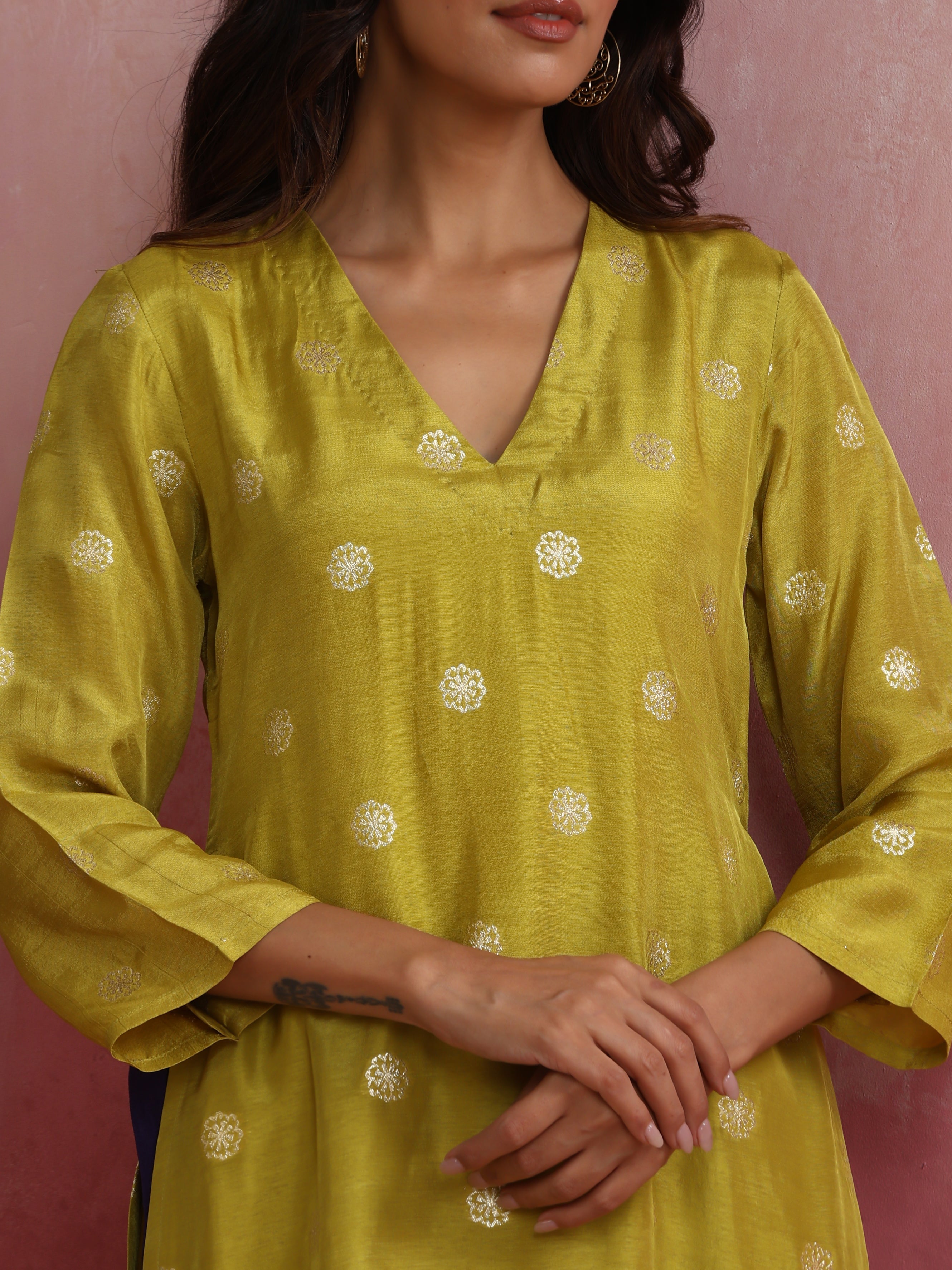 trueBrowns Lime Viscose Silk Kurta Set - Distacart