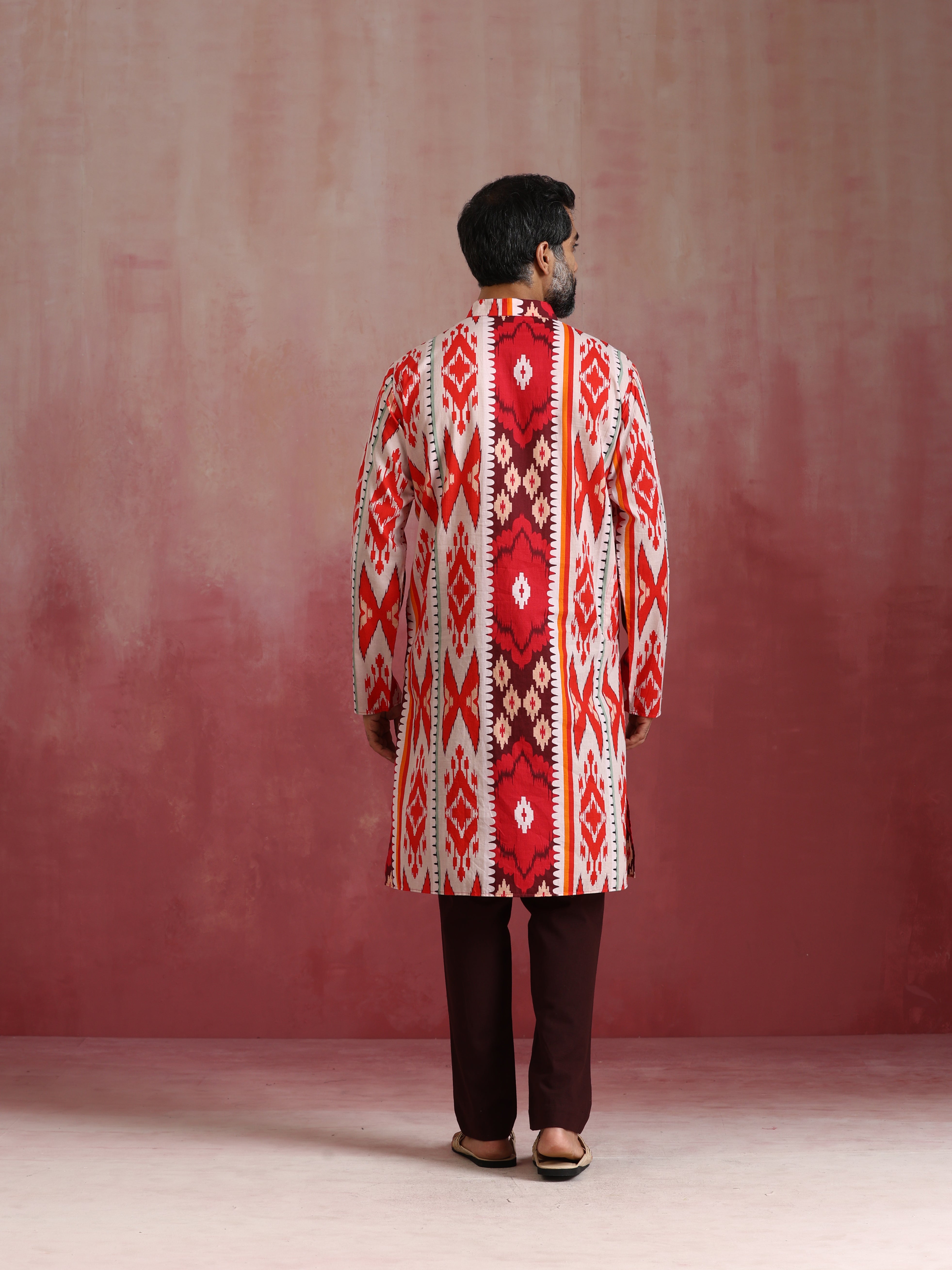 trueBrowns Men's Maroon Ikat Print Mandarin Collar Kurta - Distacart