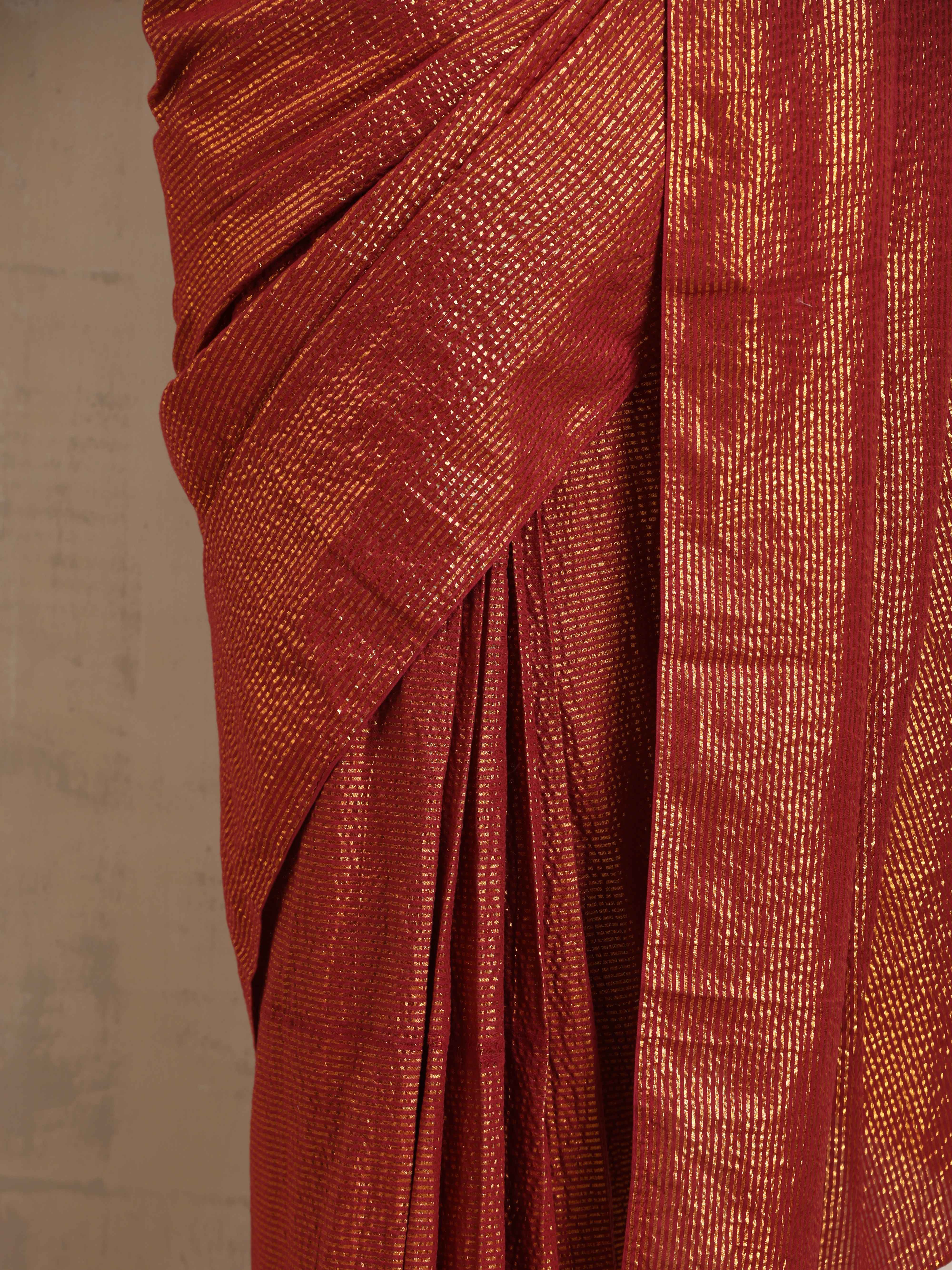 trueBrowns Maroon Gold Metallic Ready To Wear Plus Size Saree