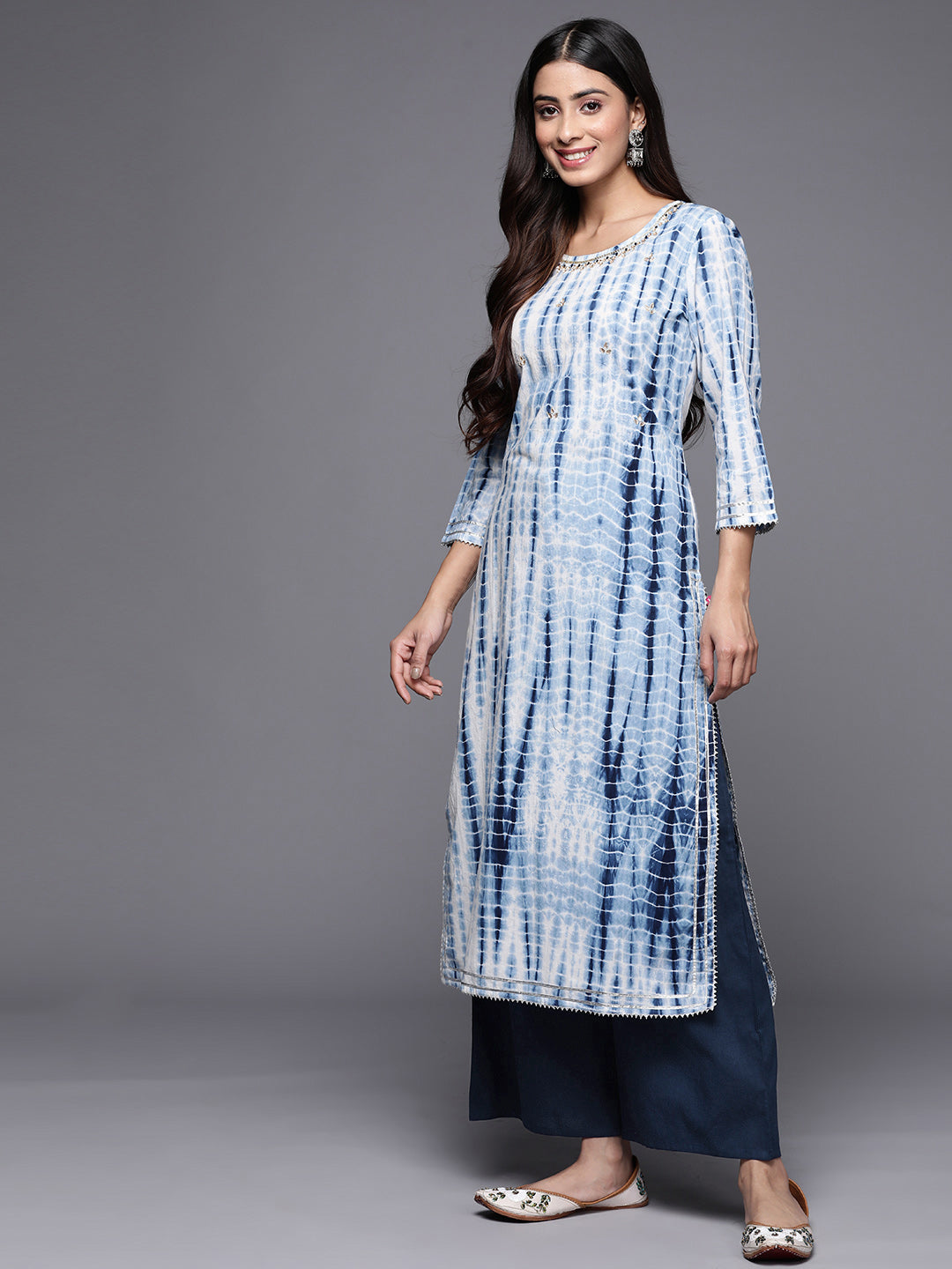 Varanga Women Straight Kurta With Round Neck Paired With Blue Solid Palazzo And Blue Solid Dupatta - Distacart