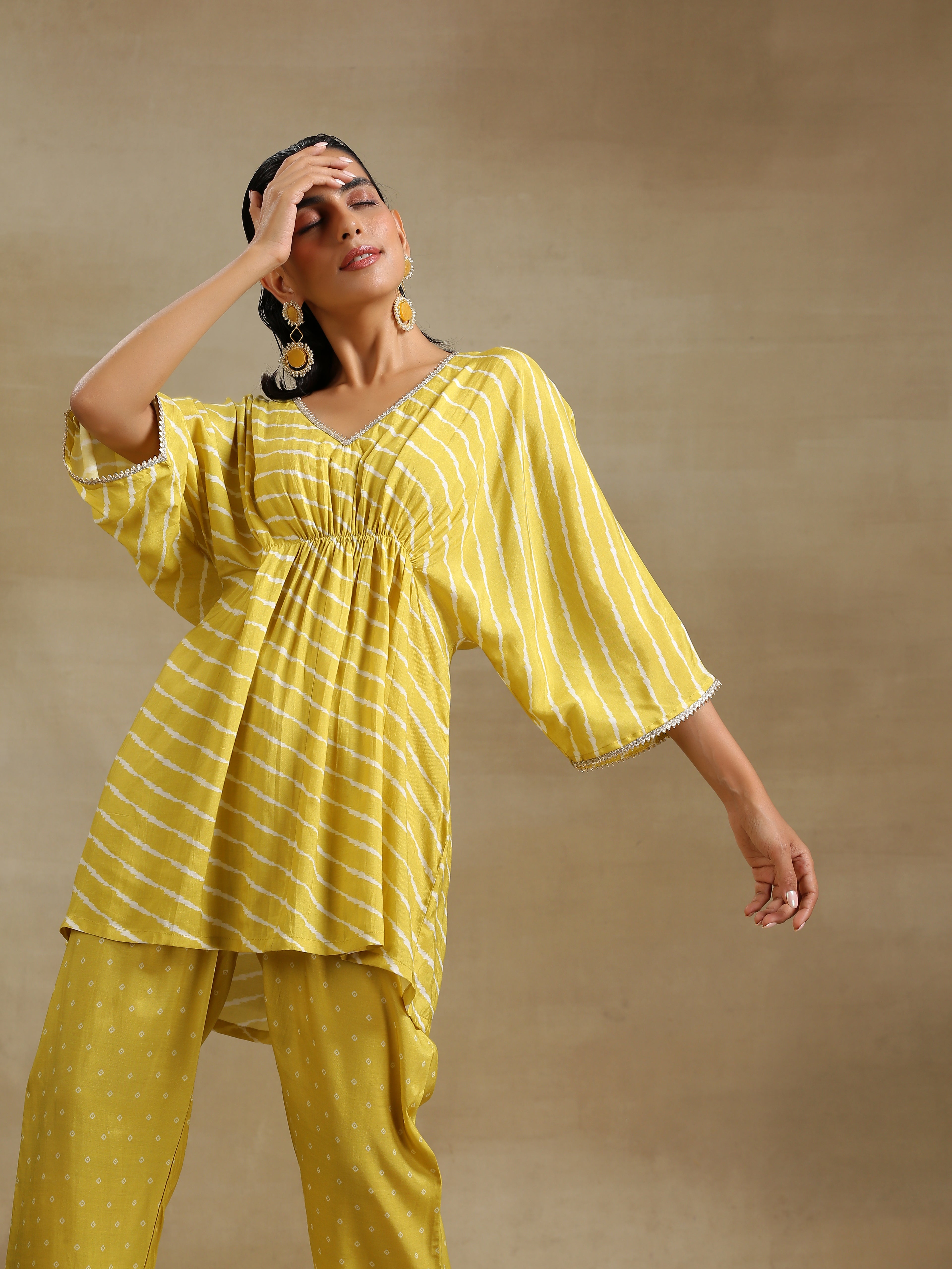 trueBrowns Lime Green Bandhani Printed Silk Drop Shoulder Co-Ord Set | Relove