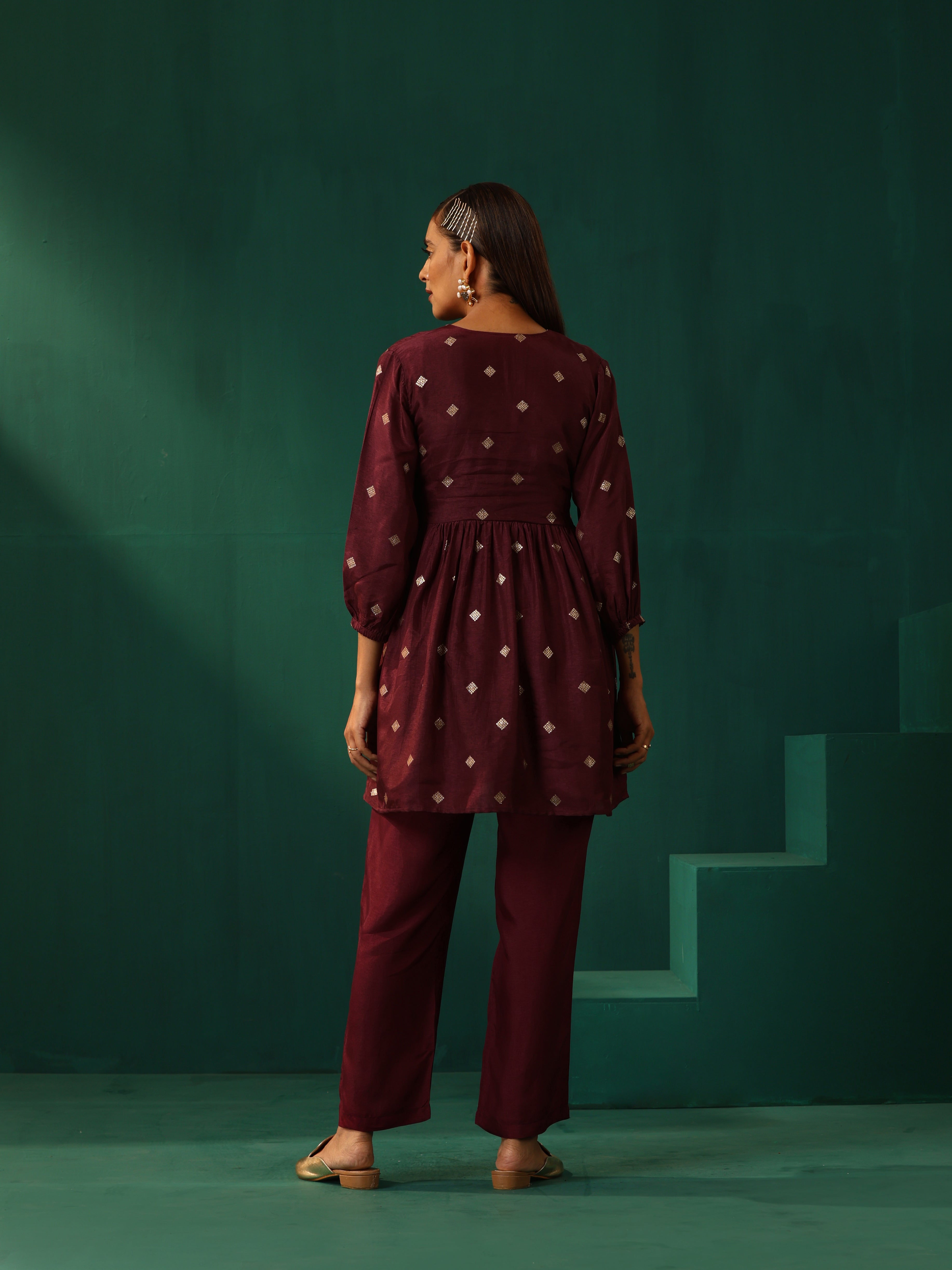 trueBrowns Wine Diamond Viscose Silk Waist Gathered Co-ord Set - Distacart