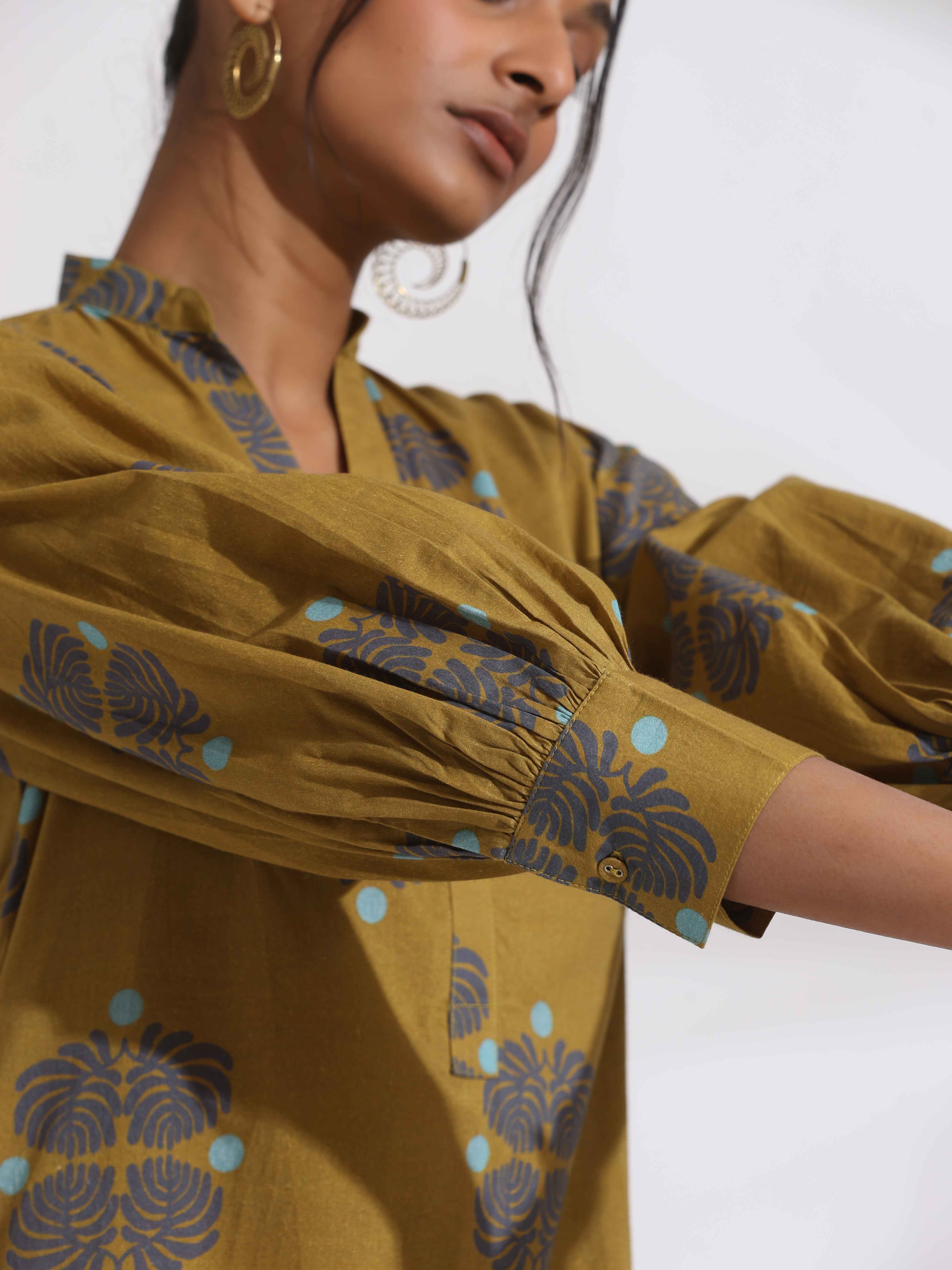 trueBrowns Green Cotton Print Straight Kurta Set
