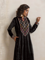 Thumbnail for trueBrowns Black Velvet Geometric Embroidered Kurta Pant Dupatta Set
