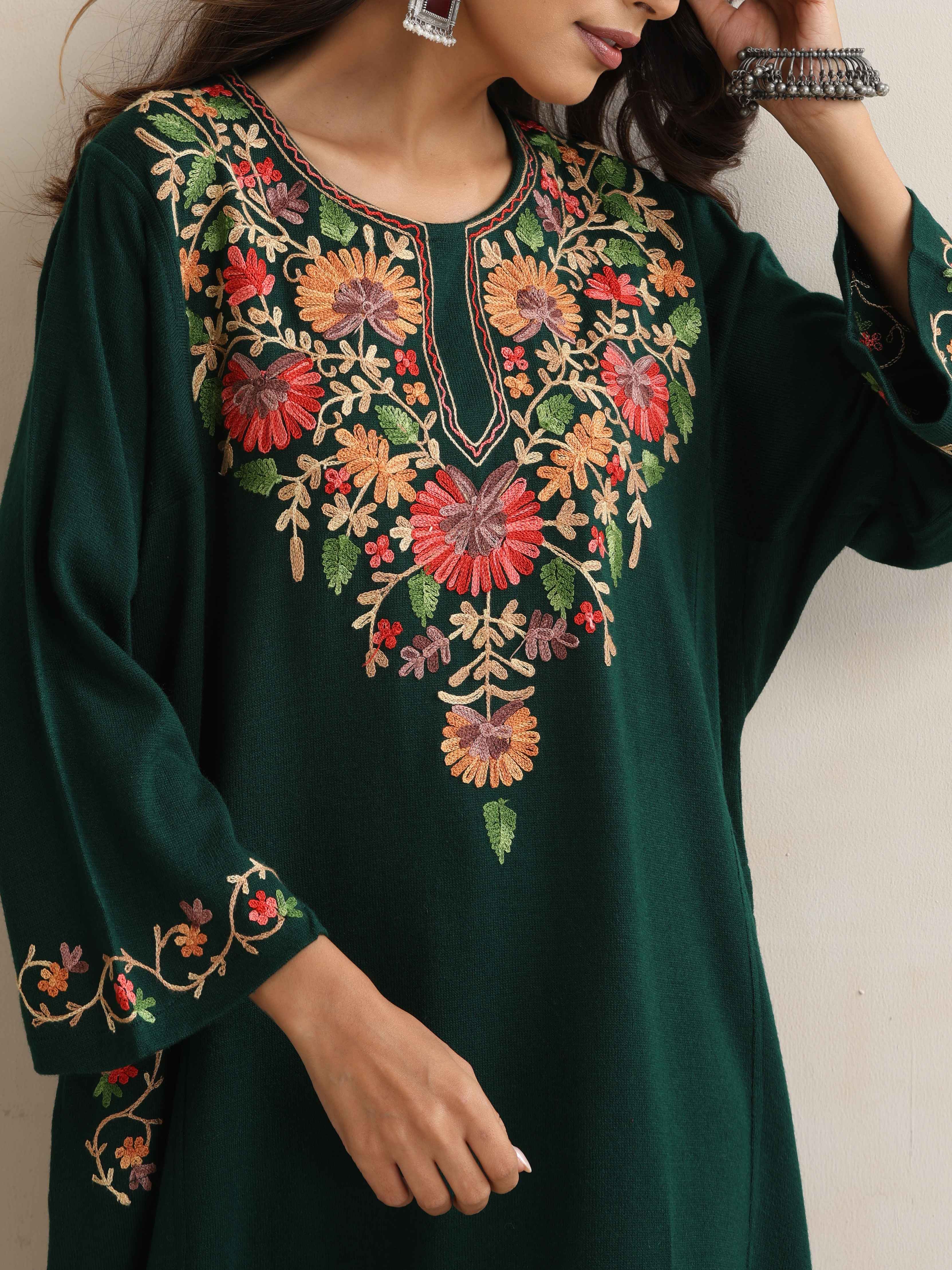 trueBrowns Green Kashmiri Embroidered Woollen Phiran Kurta - Distacart