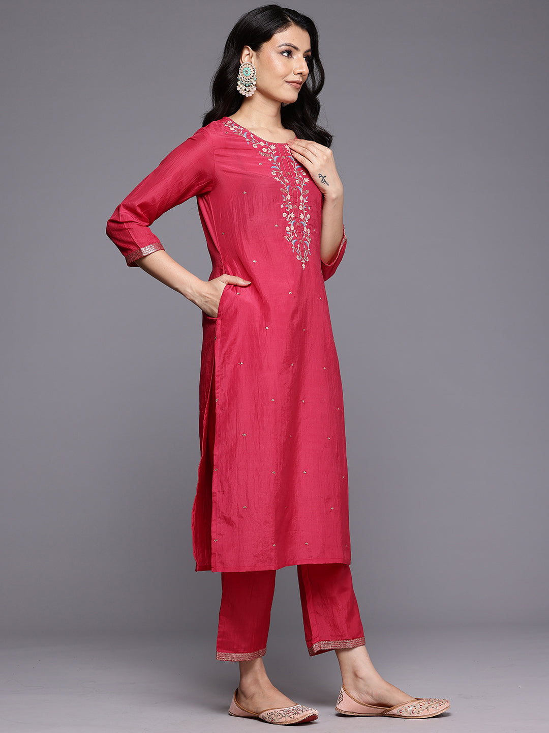 Varanga Women Fuchsia Thread And Zari Embroidered Sequins Embellished Kurta Set With Dupatta - Distacart