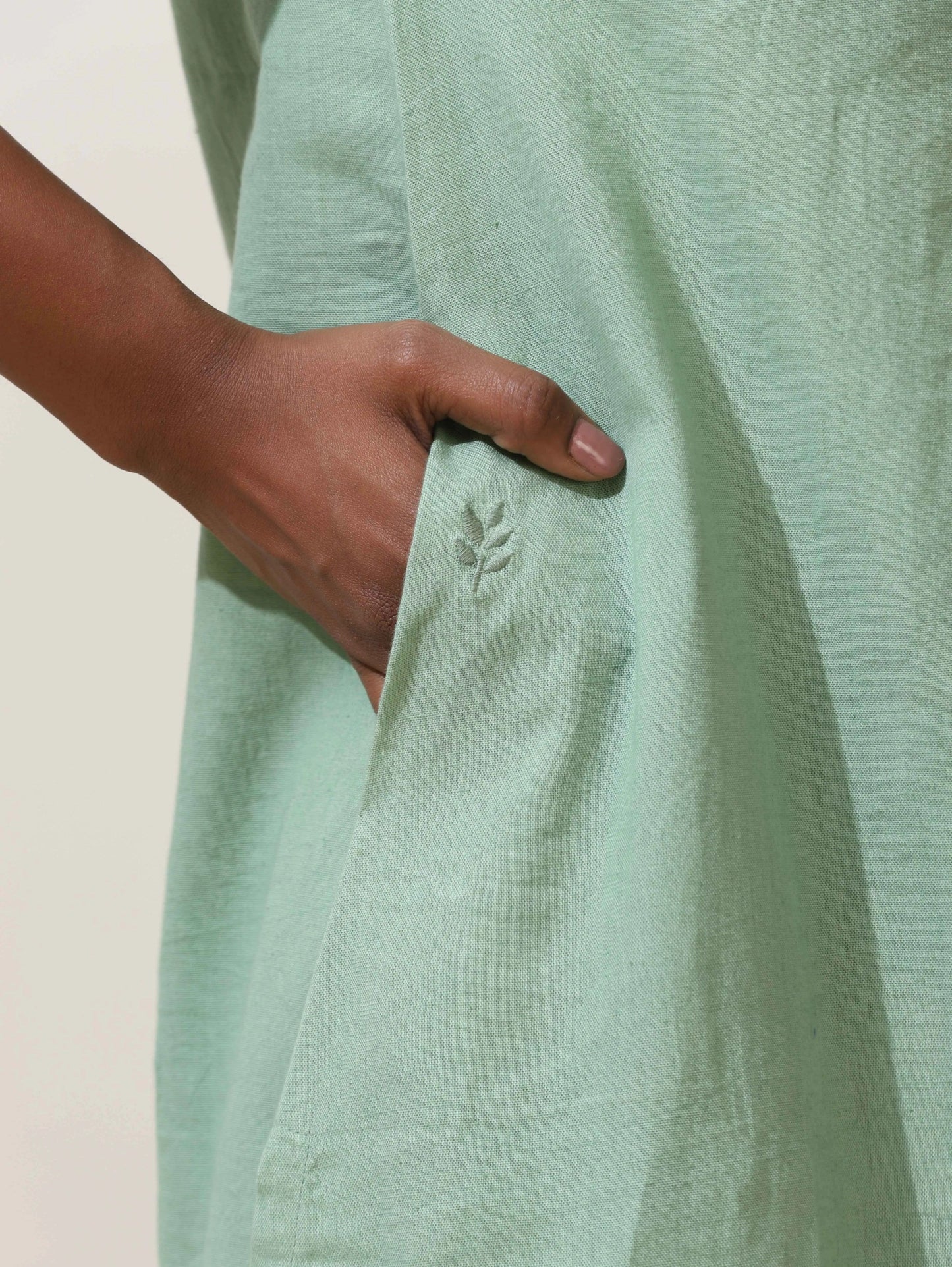 trueBrowns Mint Green Cotton Linen Kurta Co-Ord Set - Distacart