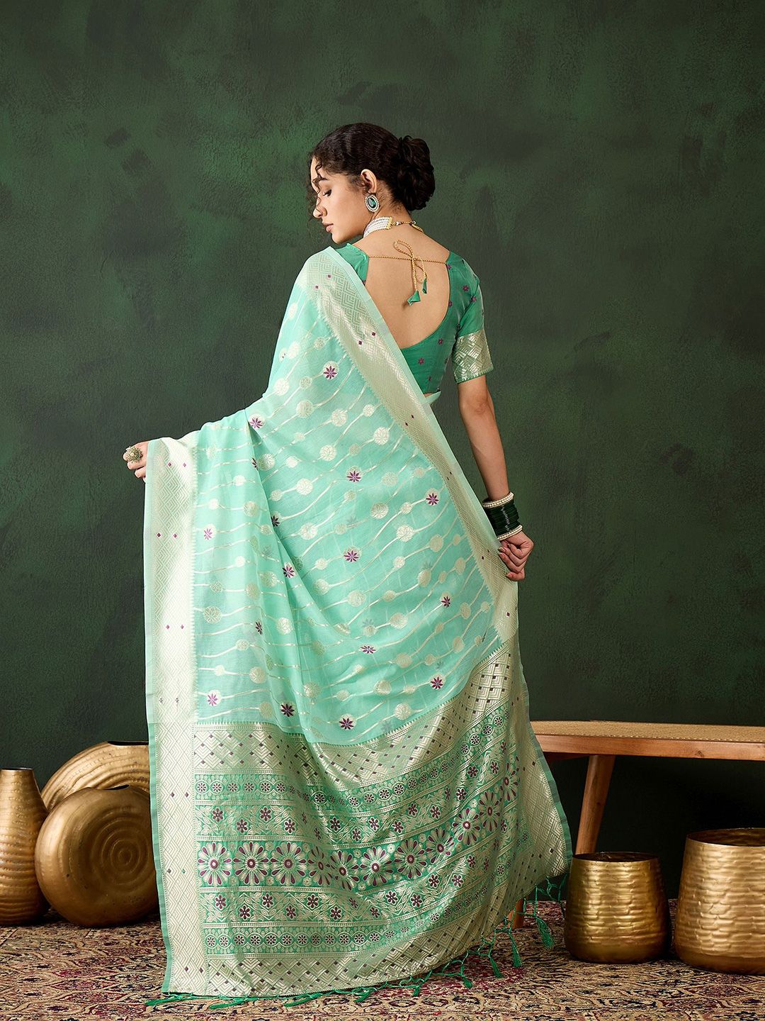 Mitera Ethnic Motifs Woven Design Zari Saree - Distacart