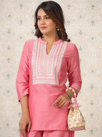 Thumbnail for Ode by House of Pataudi Floral Embroidered Regular Thread Work Kurta with Trousers - Distacart