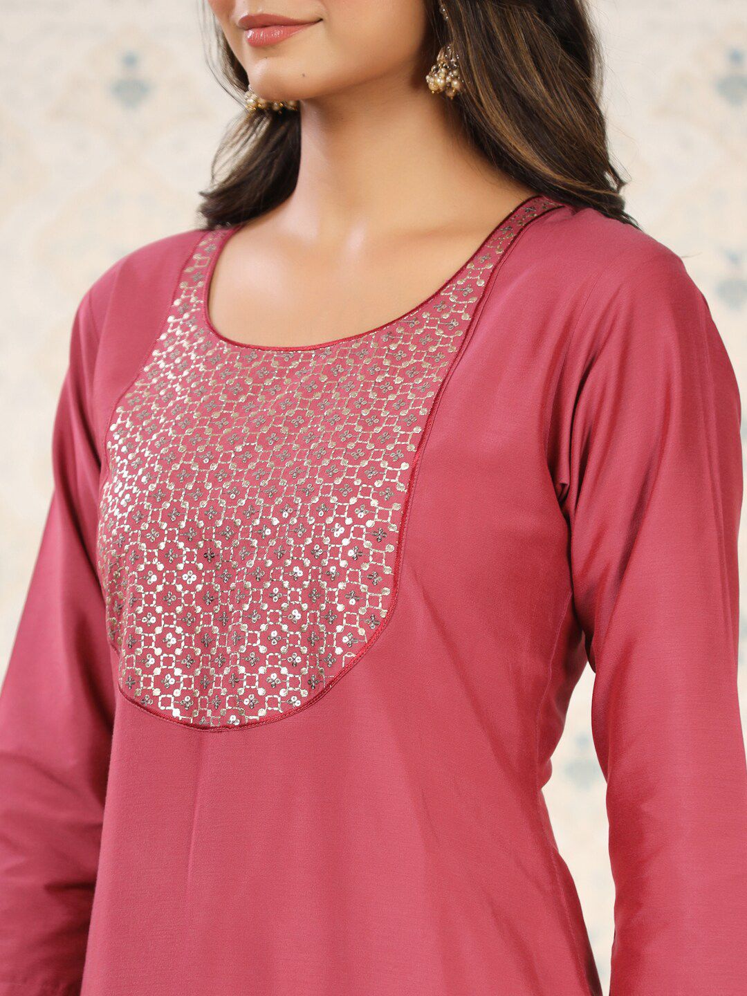 Ode by House of Pataudi Floral Embroidered Kurta - Distacart