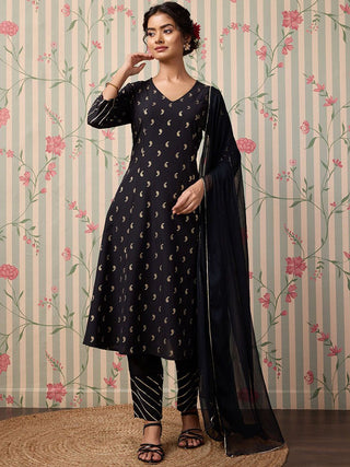 Ode by House of Pataudi Floral Printed Regular Kurta with Trousers & With Dupatta - Distacart