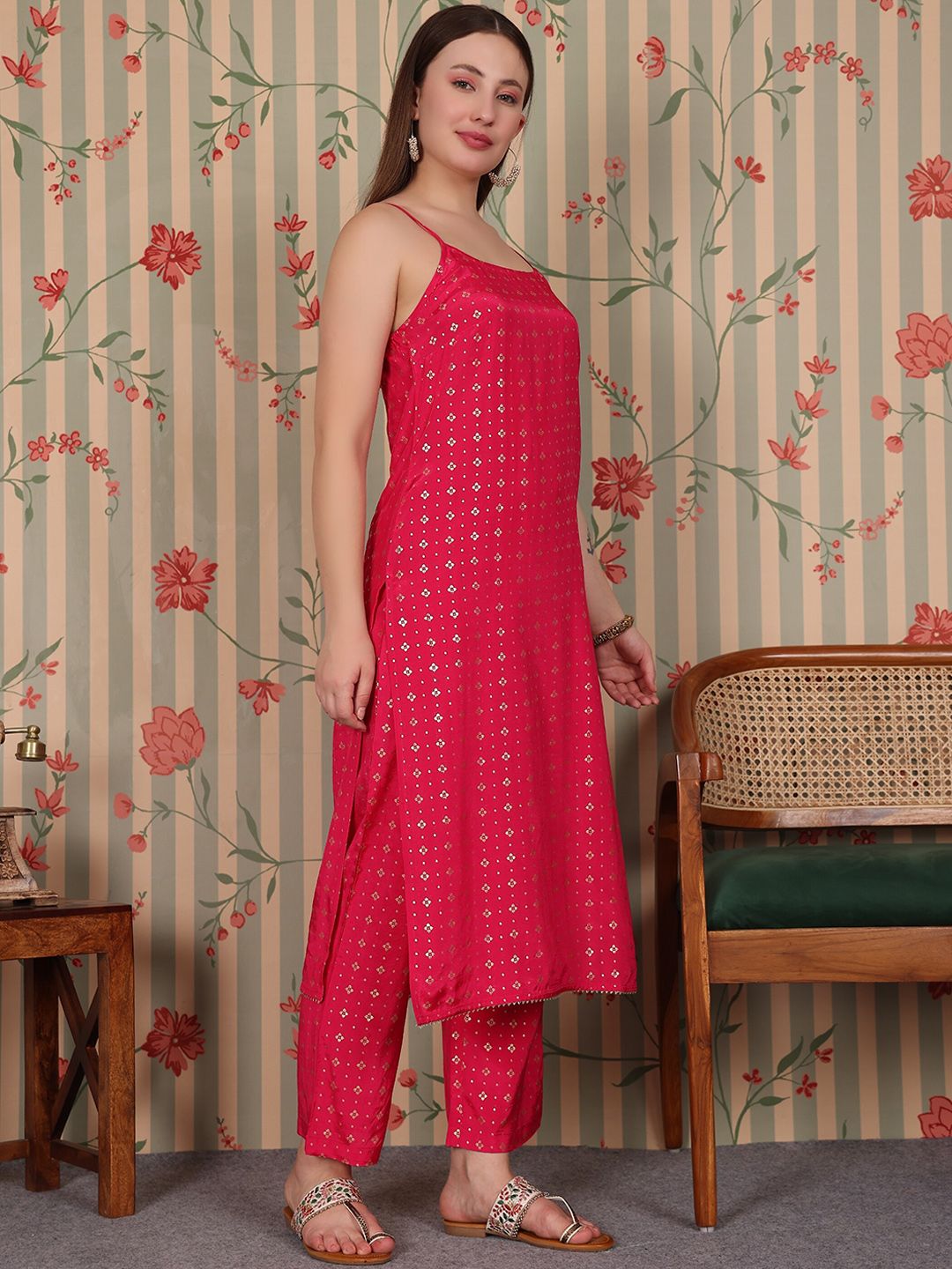 Ode by House of Pataudi Floral Printed Regular Kurta with Trousers - Distacart