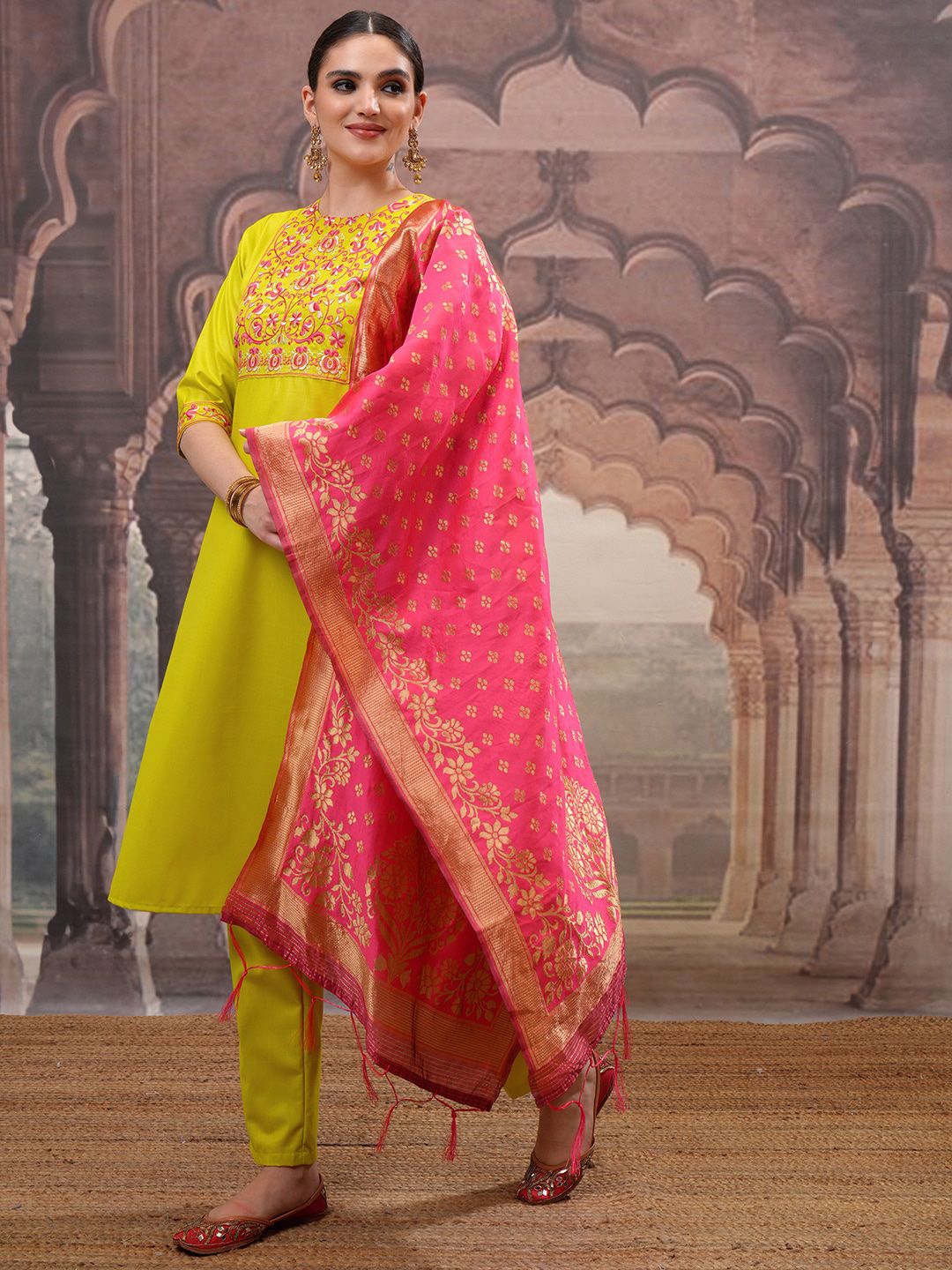Vishudh Green Embroidered Straight Kurta with Trouser & Dupatta