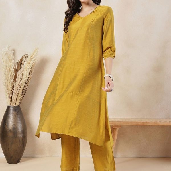 Anouk V-Neck Three-Quarter Sleeves Panelled Kurta with Trousers - Distacart