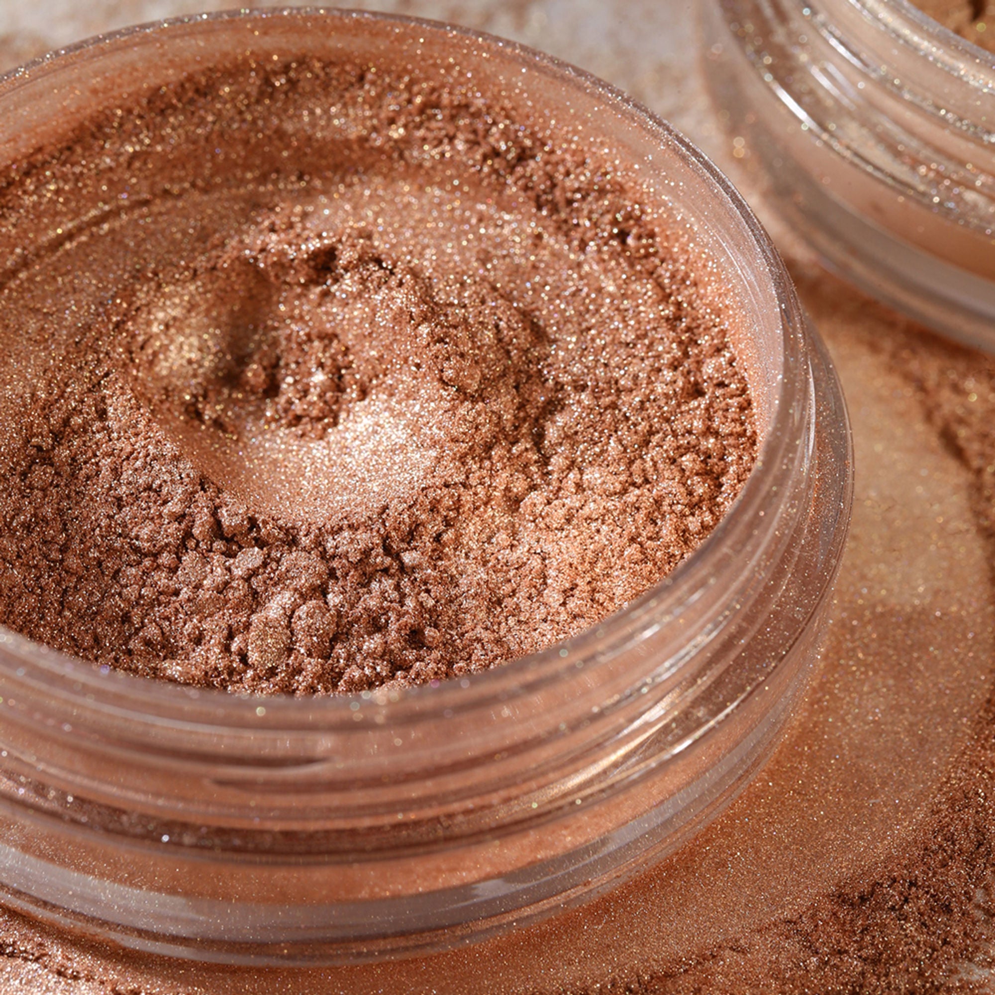 PAC Studio Glitz & Glare Shimmer Highlighter Powder - 02 Frosted