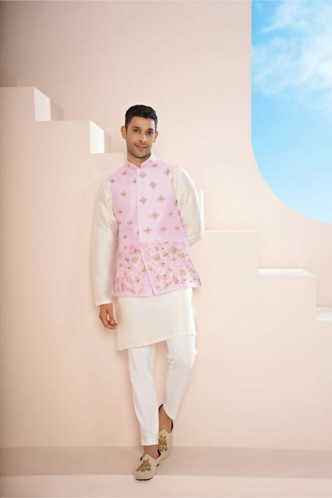 STUDIO_99_24.76724 (1)