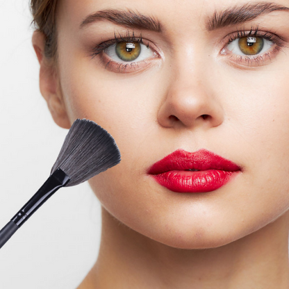 Bronson Professional Fan Makeup Brush for Highlighter & Smooth Powder Application - Dista