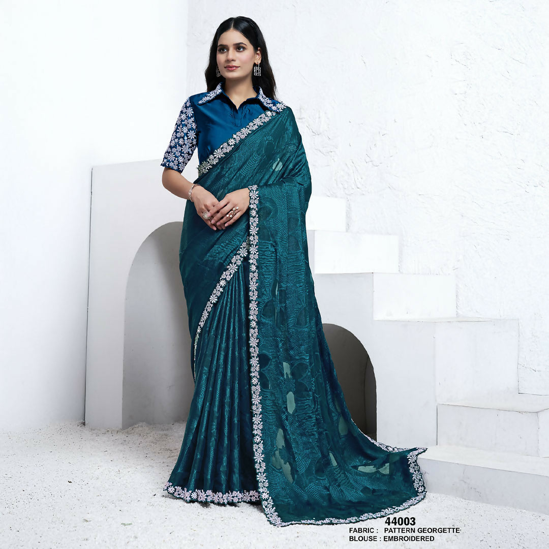 44003-01_54226013726_o-2