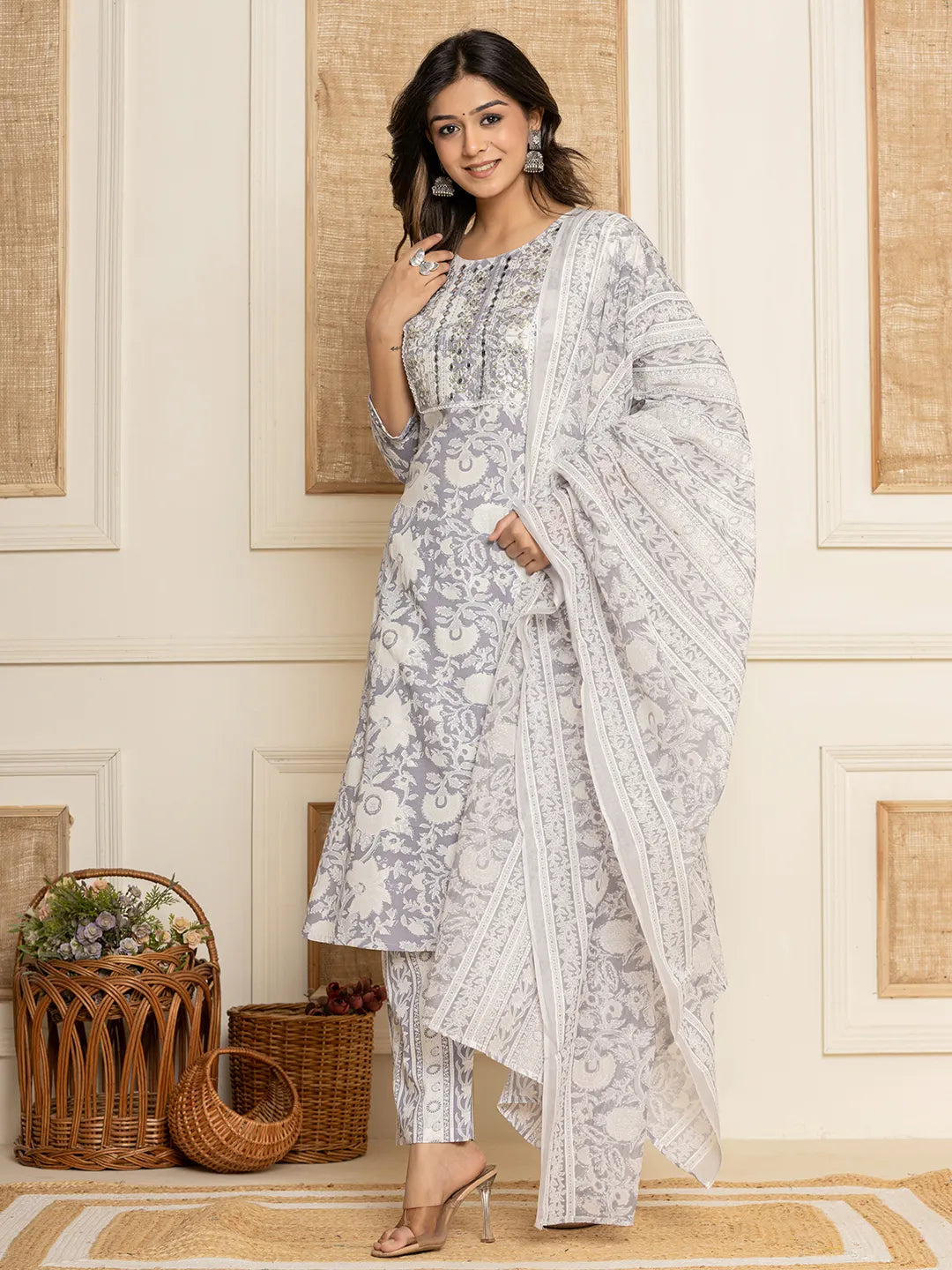 Yufta White Thread_Work Rayon Straight Kurta And Trouser With Dupatta - Distacart