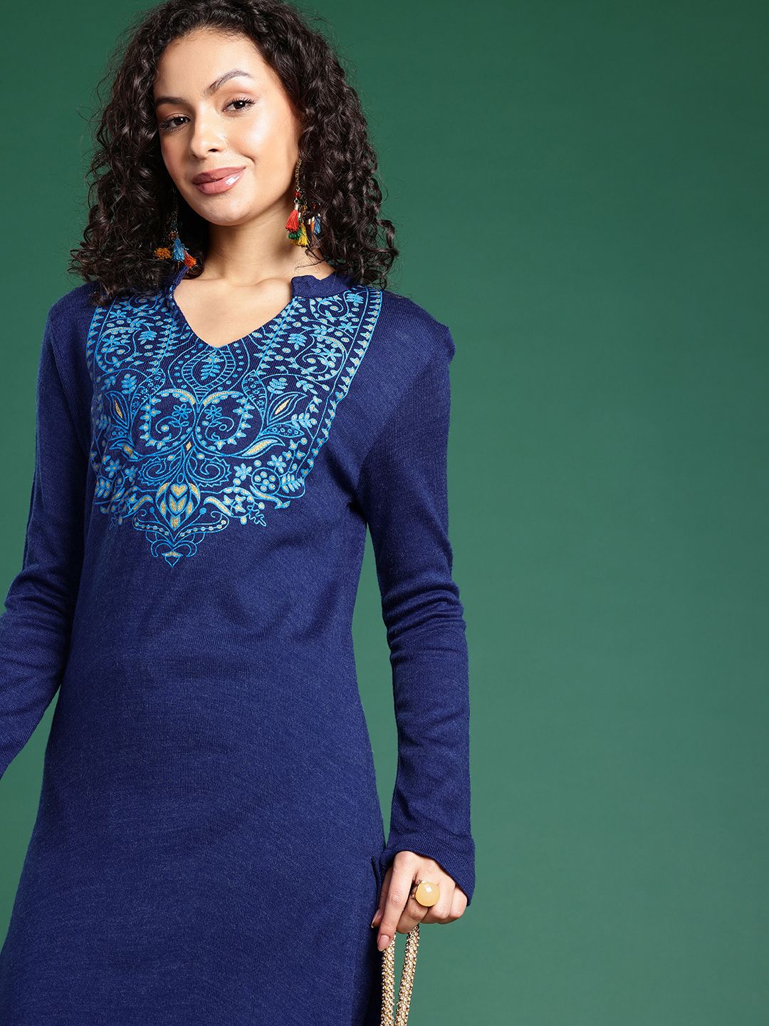 Sangria Floral Printed Mandarin Collar Kurta with Trousers - Distacart