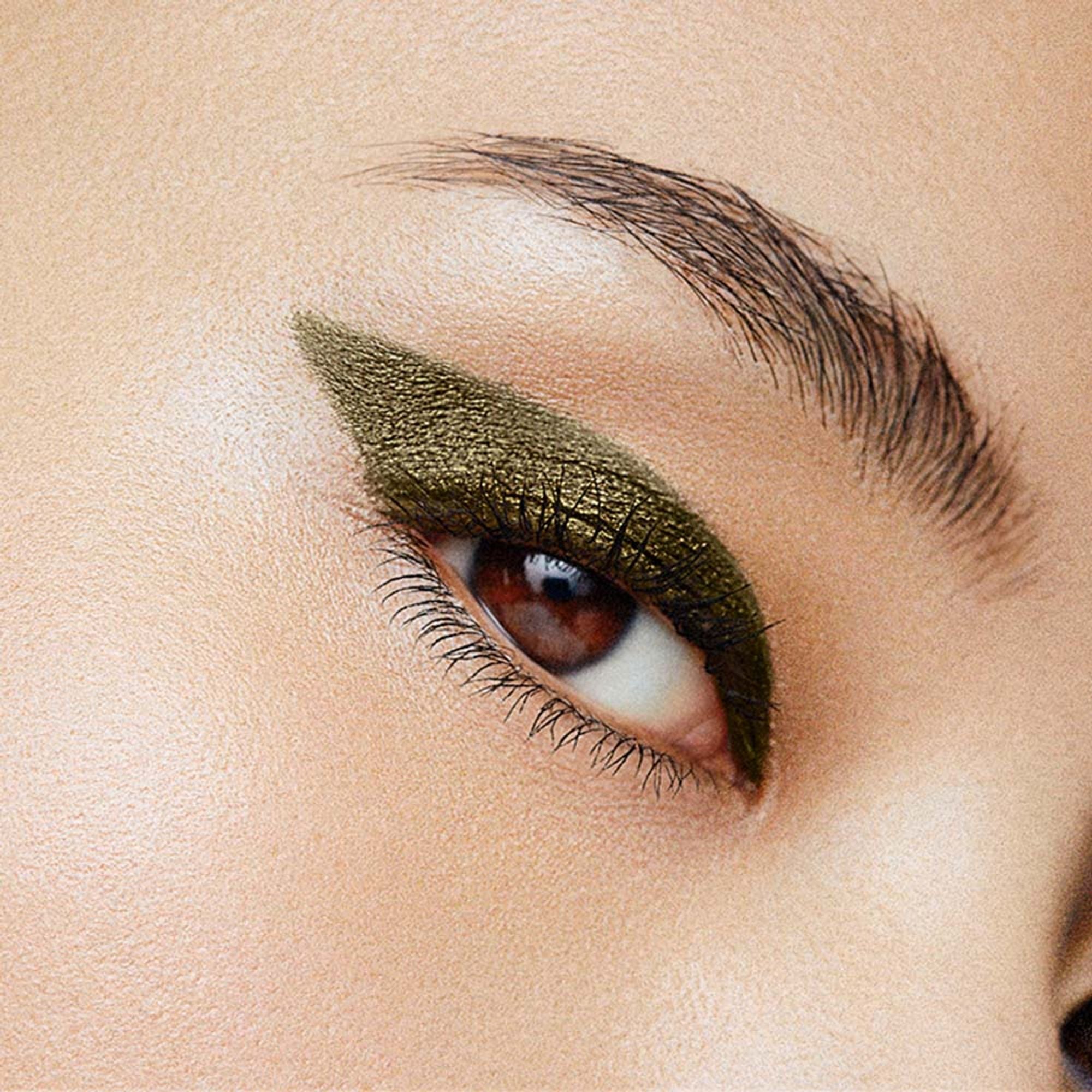 MAKE UP FOR EVER Aqua Resist Smoky Shadow - 04 Jungle - Distacart