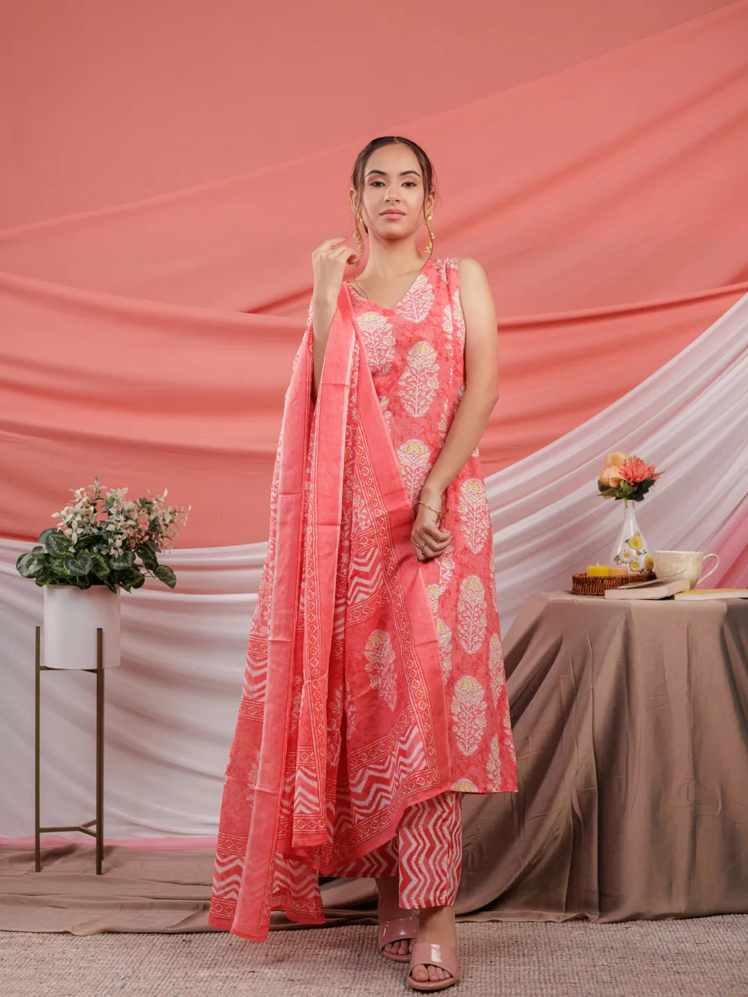 Yufta Pink Cotton Floral Print Cotton A-Line Kurta Dupatta Set - Distacart