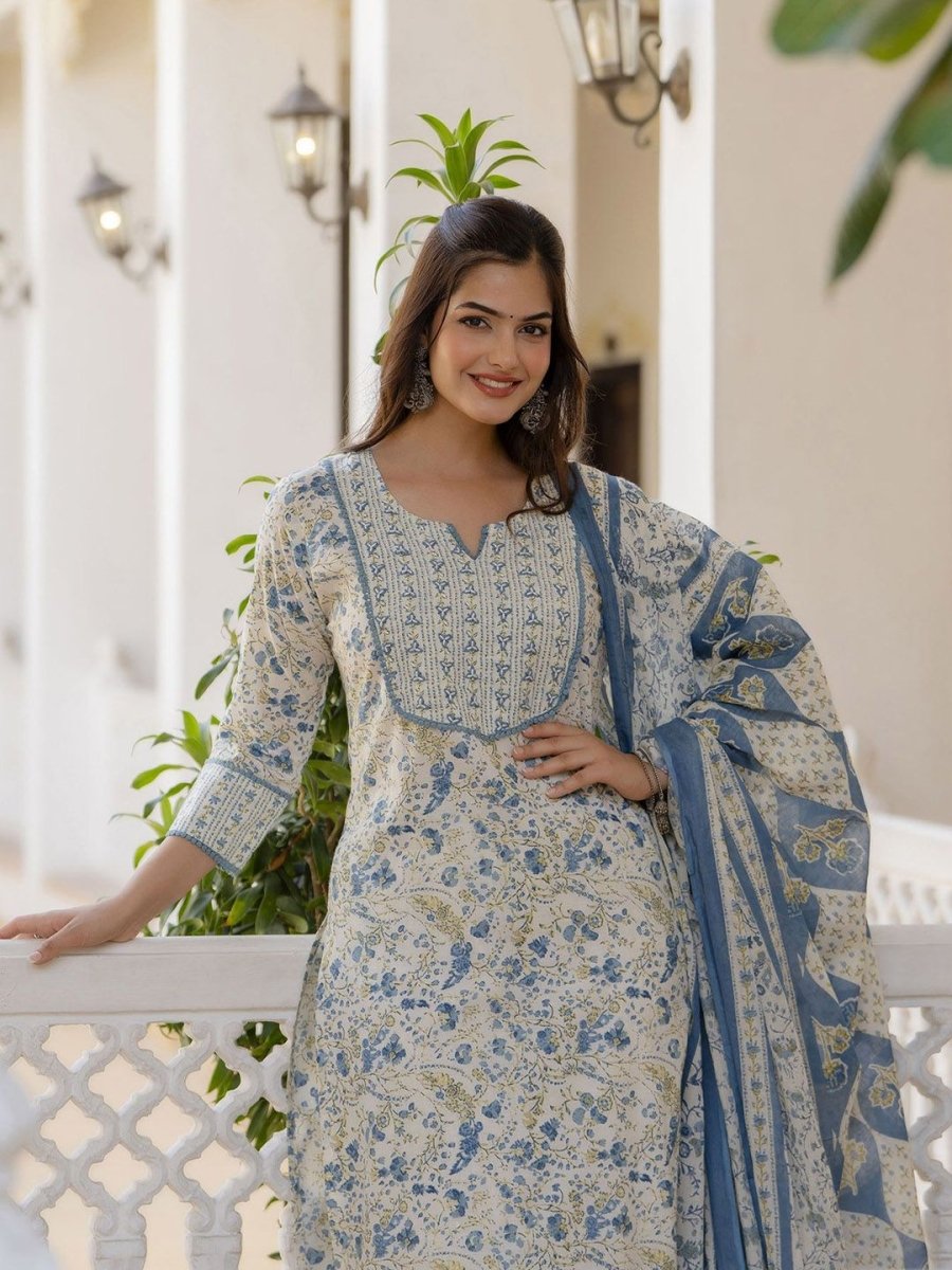 Anouk Women Floral Printed Regular Aari Work Pure Cotton Kurta with Trousers & With Dupatta