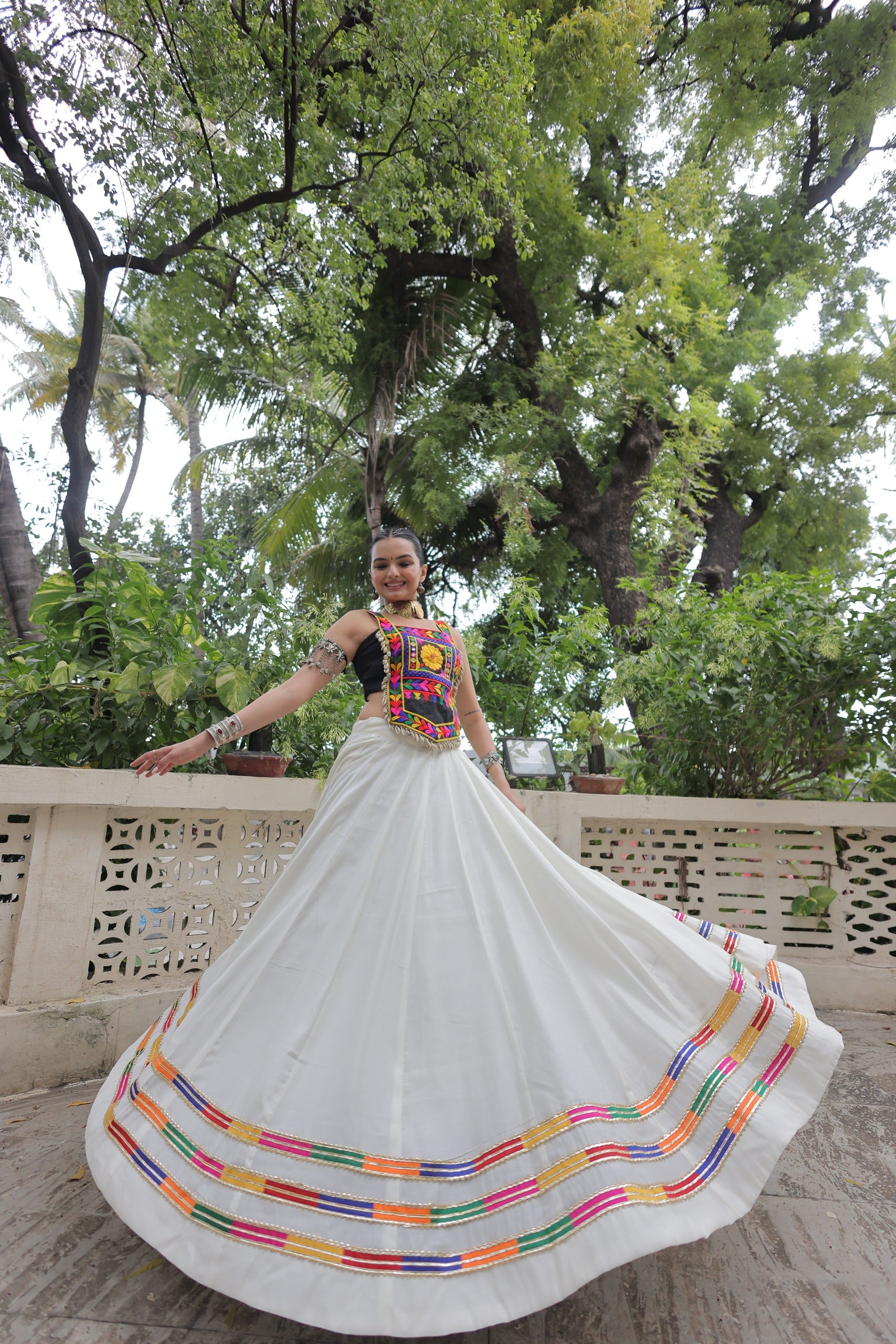 Lorenvalley Fashion White Roman Silk with Attractive Gota-Patti Lace Lehenga Choli
