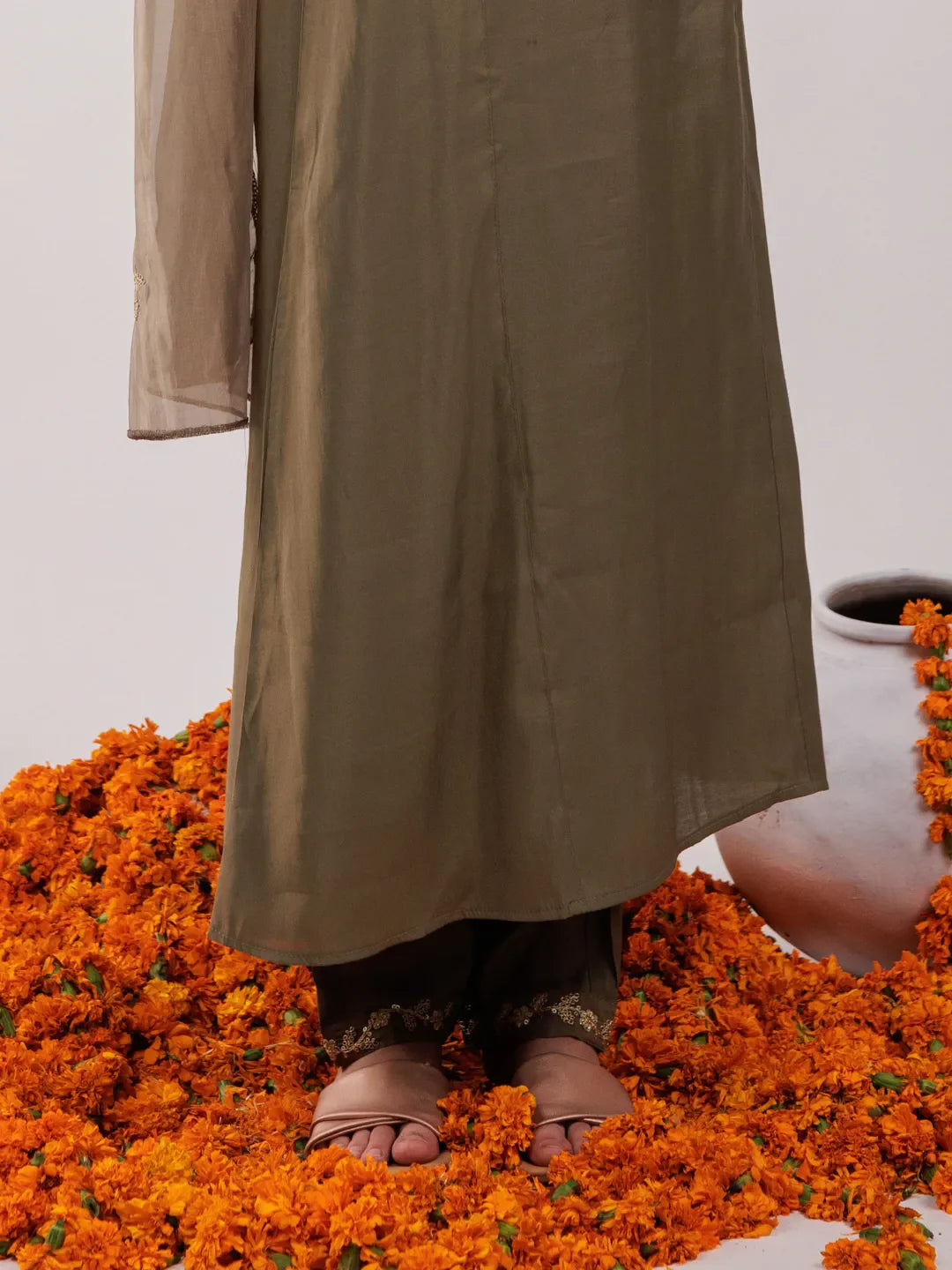 Yufta Olive Green Silk Embroidered Kurta Dupatta Set