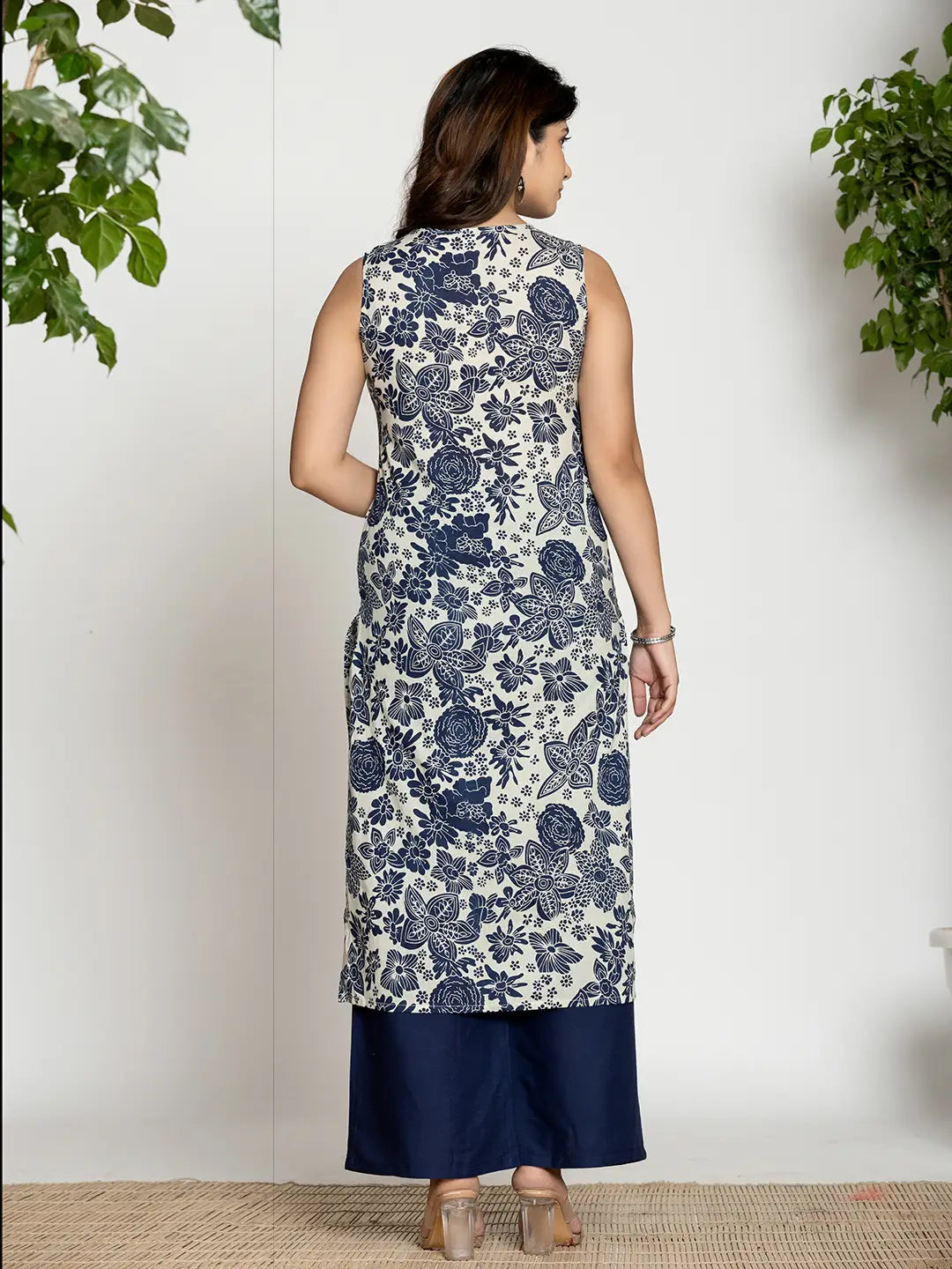 Yufta Blue Cotton Ethnic Motifs Straight Kurta