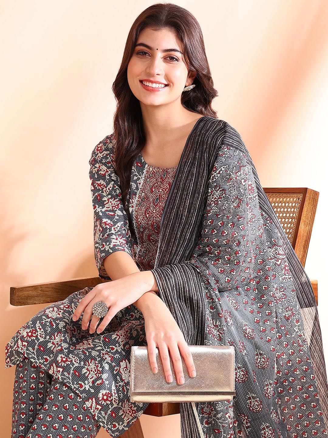 Ode by House of Pataudi Thread Work Pure Cotton Straight Kurta with Trousers & Dupatta - Distacart