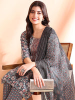 Thumbnail for Ode by House of Pataudi Thread Work Pure Cotton Straight Kurta with Trousers & Dupatta - Distacart