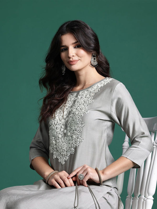 Indo Era Ethnic Motifs Embroidered Thread Work Kurta with Trousers