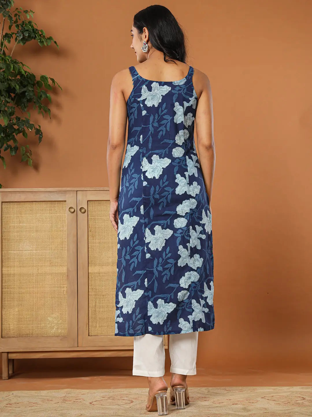 Yufta Cotton Strappy Block Print Kurta Dupatta Set